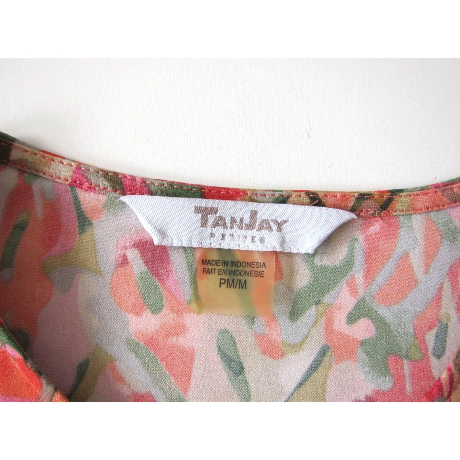 Pinko TanJay Pink Blouse Women Size PM Long Sleeve Crew Neck Zip Full Zipper Camouflage TanJay Pink Green Orange Size M / US 6-8 / IT 42-44 - 4 Thumbnail