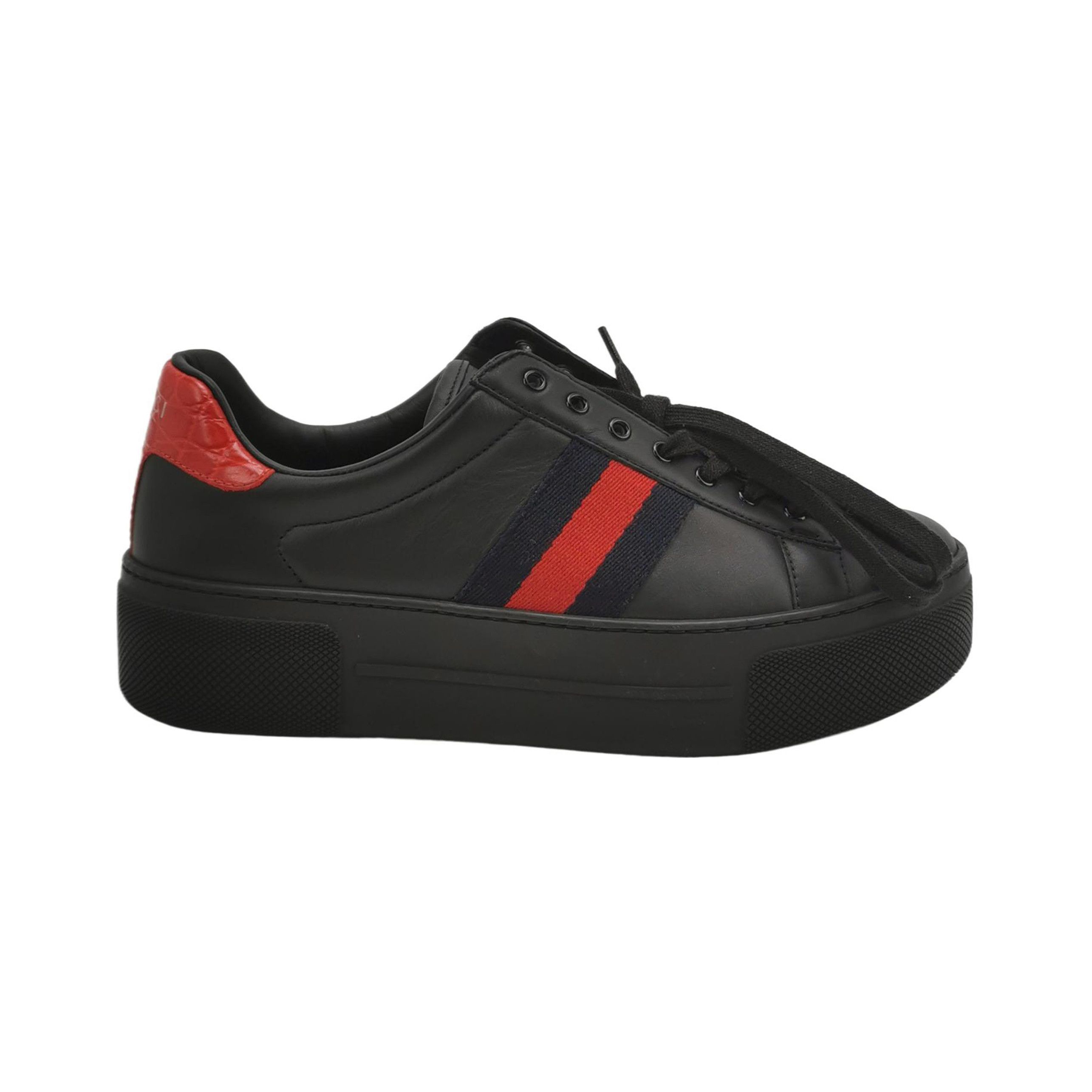 Gucci Gucci Women 7-5 Lowtop Sneakers Size US 7.5 / IT 37.5 - 1 Thumbnail