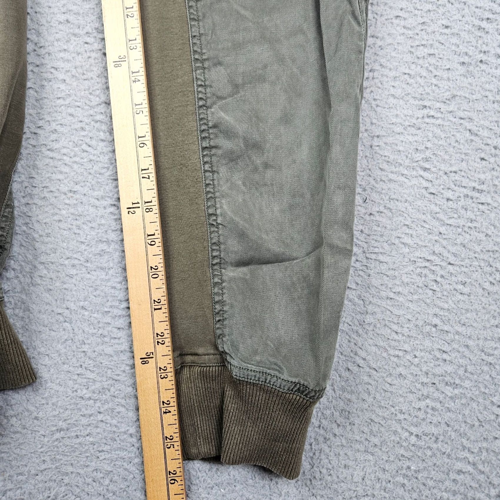 Anthropologie Anthropologie The Nomad Women’s Army Green Jogger XS Regular Color Green Size 26" / US 2 / IT 38 - 4 Thumbnail