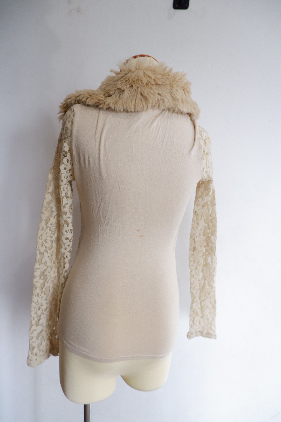 Morgan Homme Vintage 2003 Morgan De Toi Fur Neck Barocade Cardigan Size S / US 4 / IT 40 - 3 Thumbnail