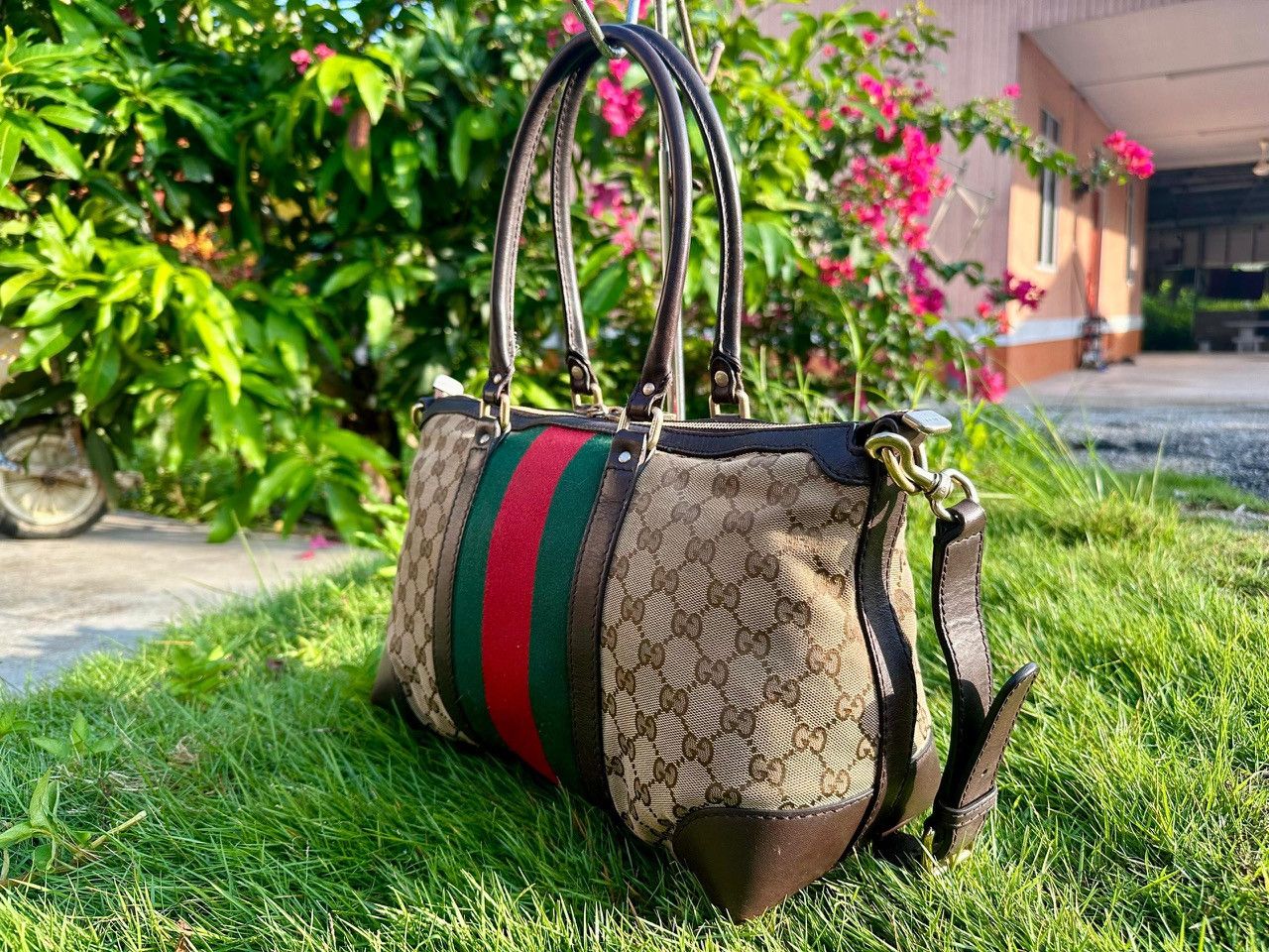 Gucci Authentic Gucci Monogram GG Canvas Vintage Medium Bag Size ONE SIZE - 3 Thumbnail