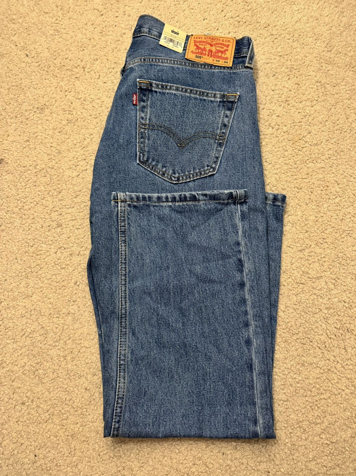 Levi's **BRAND NEW** LEVI’S 505’s Size US 34 / EU 50 - 1 Thumbnail