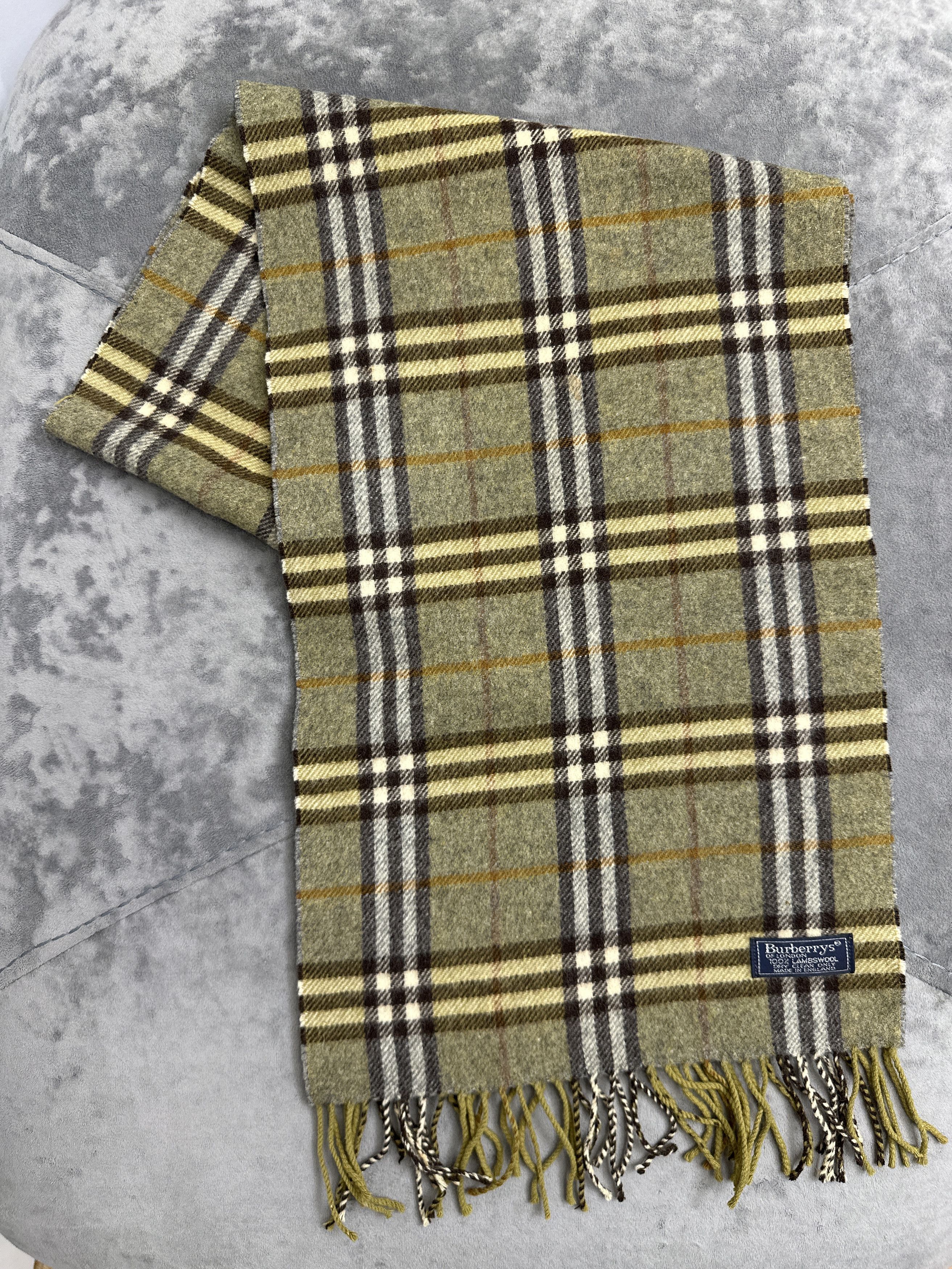 Burberry Burberrys London 100% Lambswool Check Scarf 160x29 Cm Size ONE SIZE - 8 Thumbnail