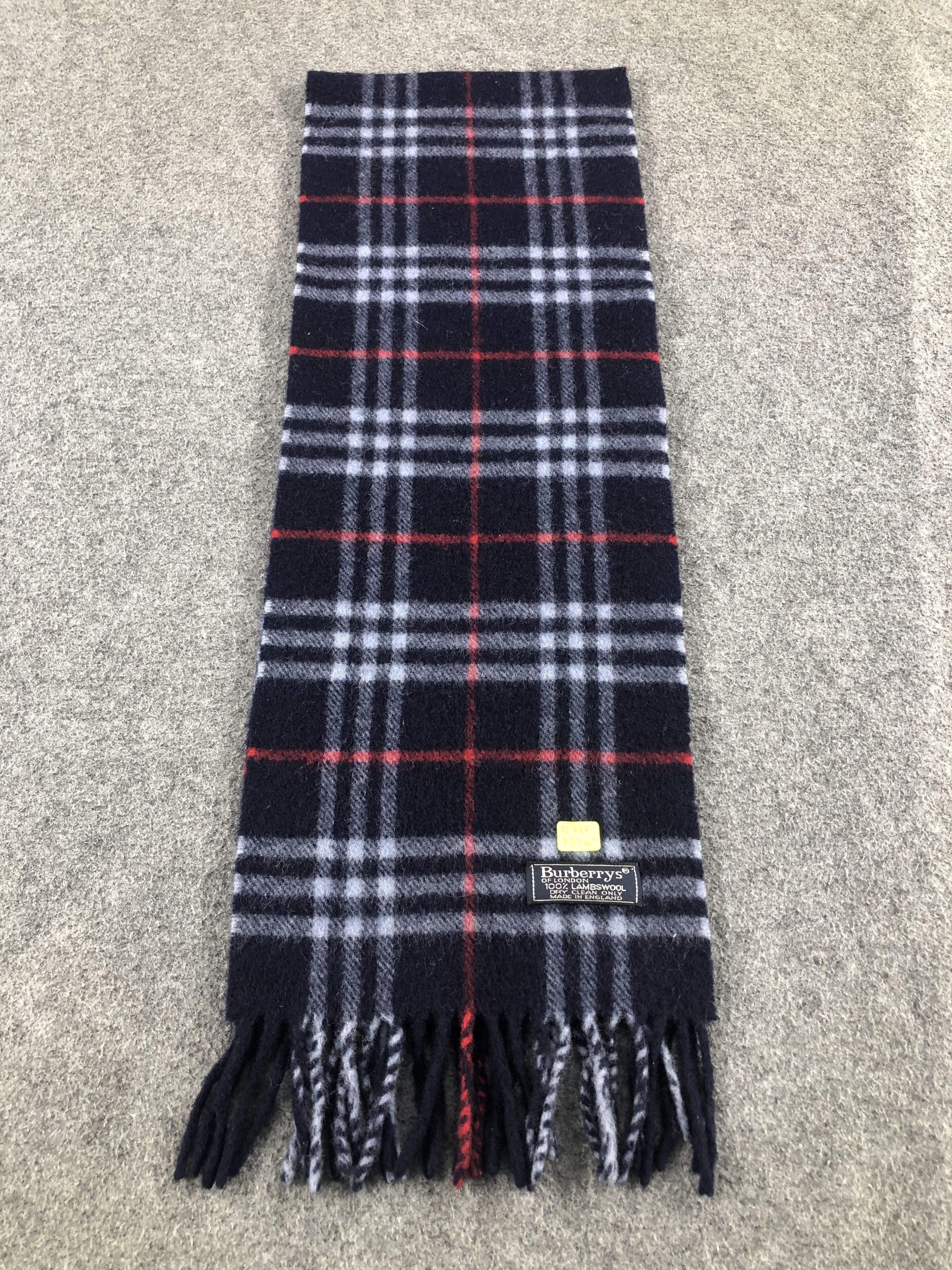 Burberry Burberry Nova Check Scarf / Muffler / Neckwear Size ONE SIZE - 2 Thumbnail