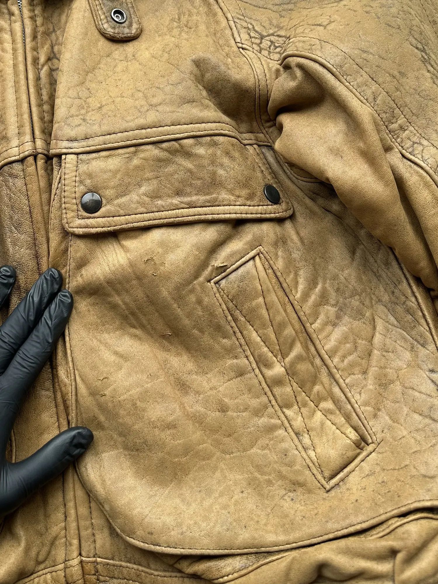 Japanese Brand Vintage Faded Leather Jacket C554(V108) Size US M / EU 48-50 / 2 - 10 Thumbnail