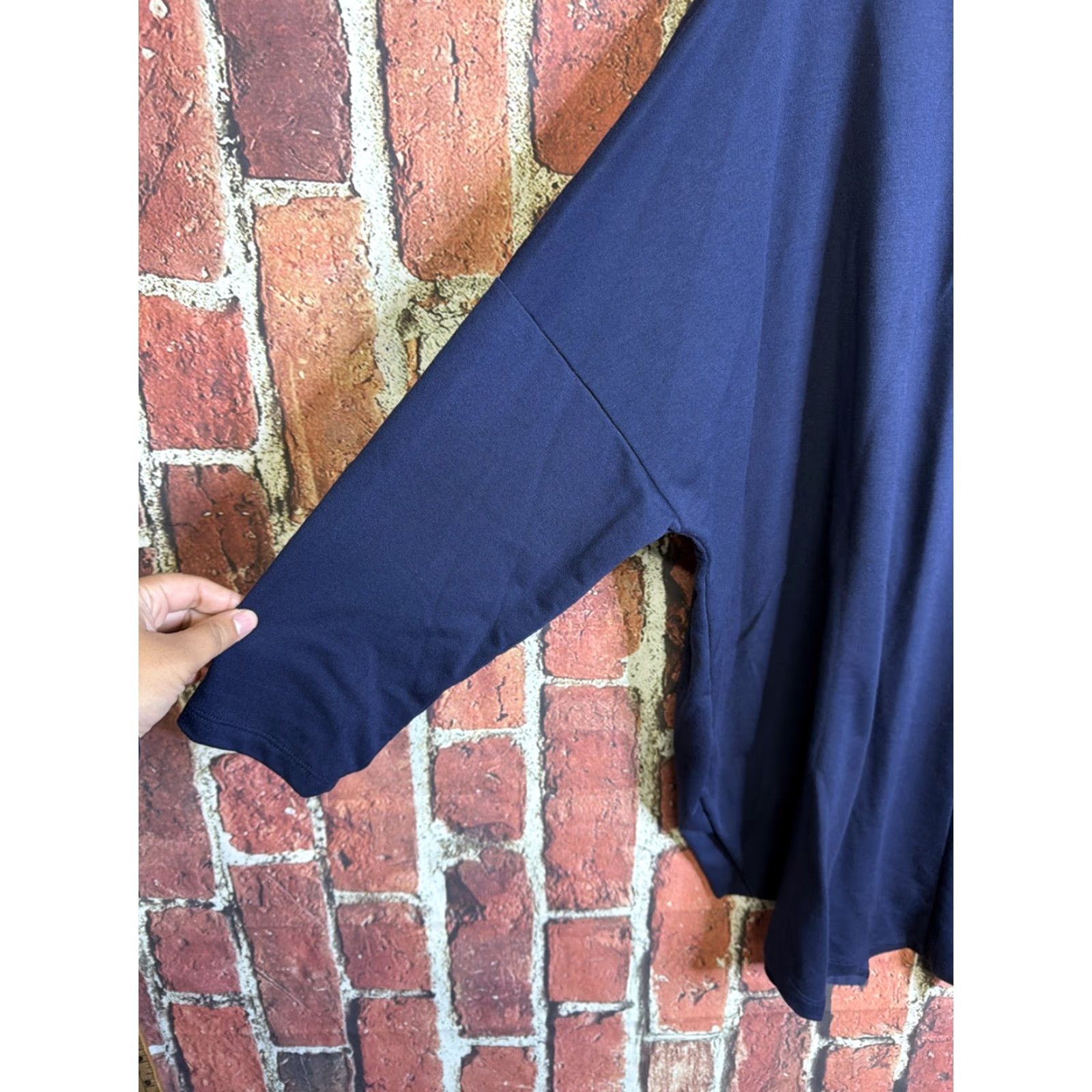 Avenue Avenue Blouse Shirt Womens Plus Size 26/28 Blue Colorblock 3/4 Sleeve Viscose Knit Top Size 4XL / US 24-26 - 3 Thumbnail