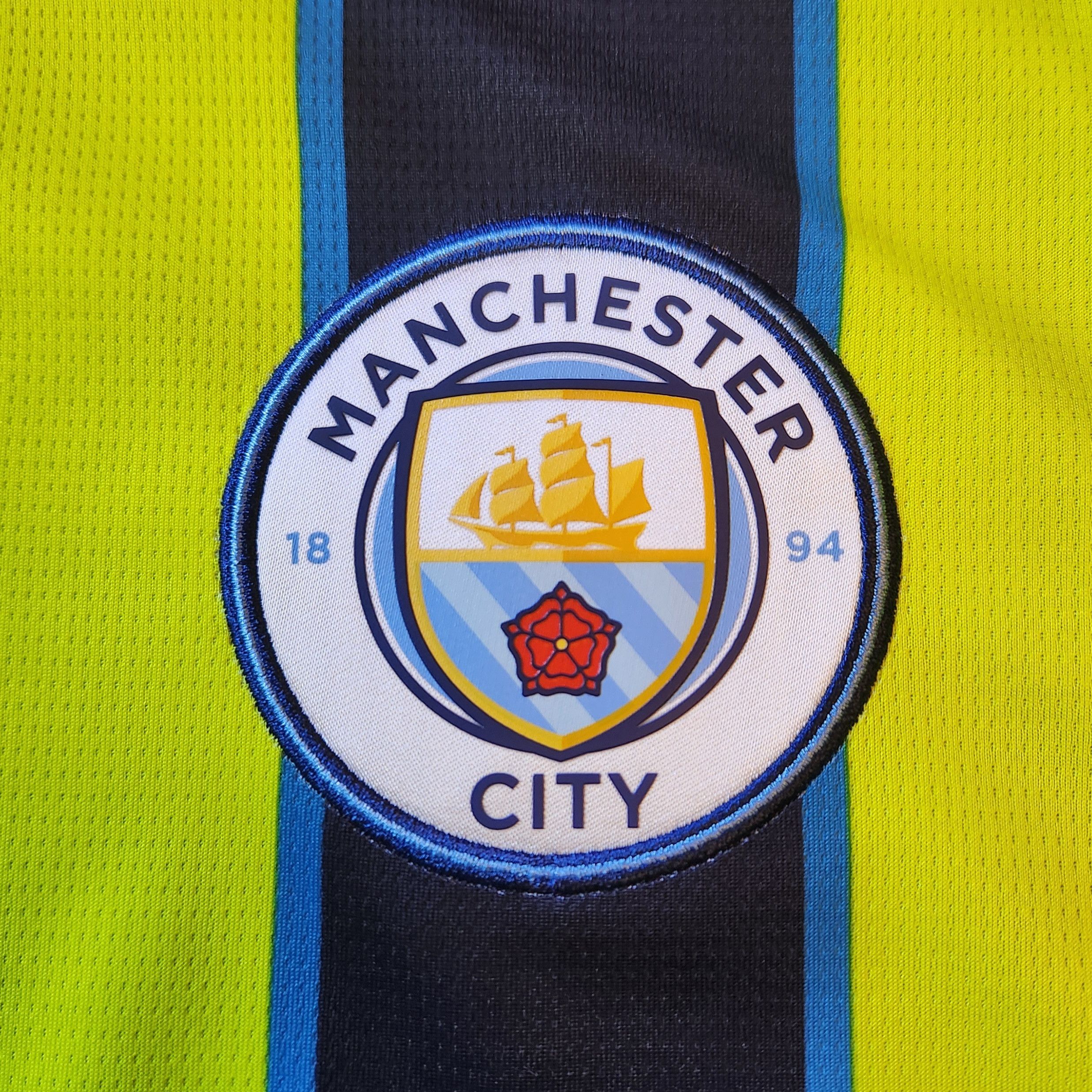 Puma Authentic Manchester City FODEN 2024-2025 24/25 Away Carabao Size US M / EU 48-50 / 2 - 8 Thumbnail