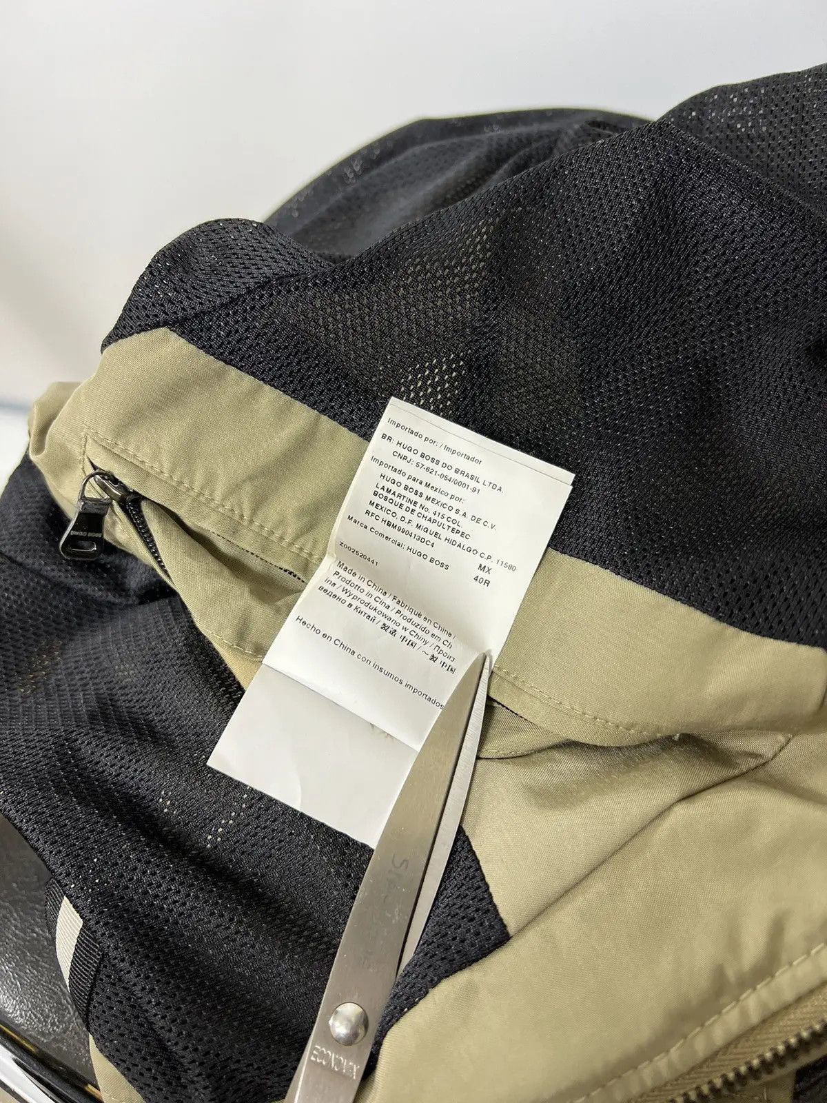 Designer × Hugo Boss Hugo Boss men’s light coat Size US M / EU 48-50 / 2 - 12 Thumbnail