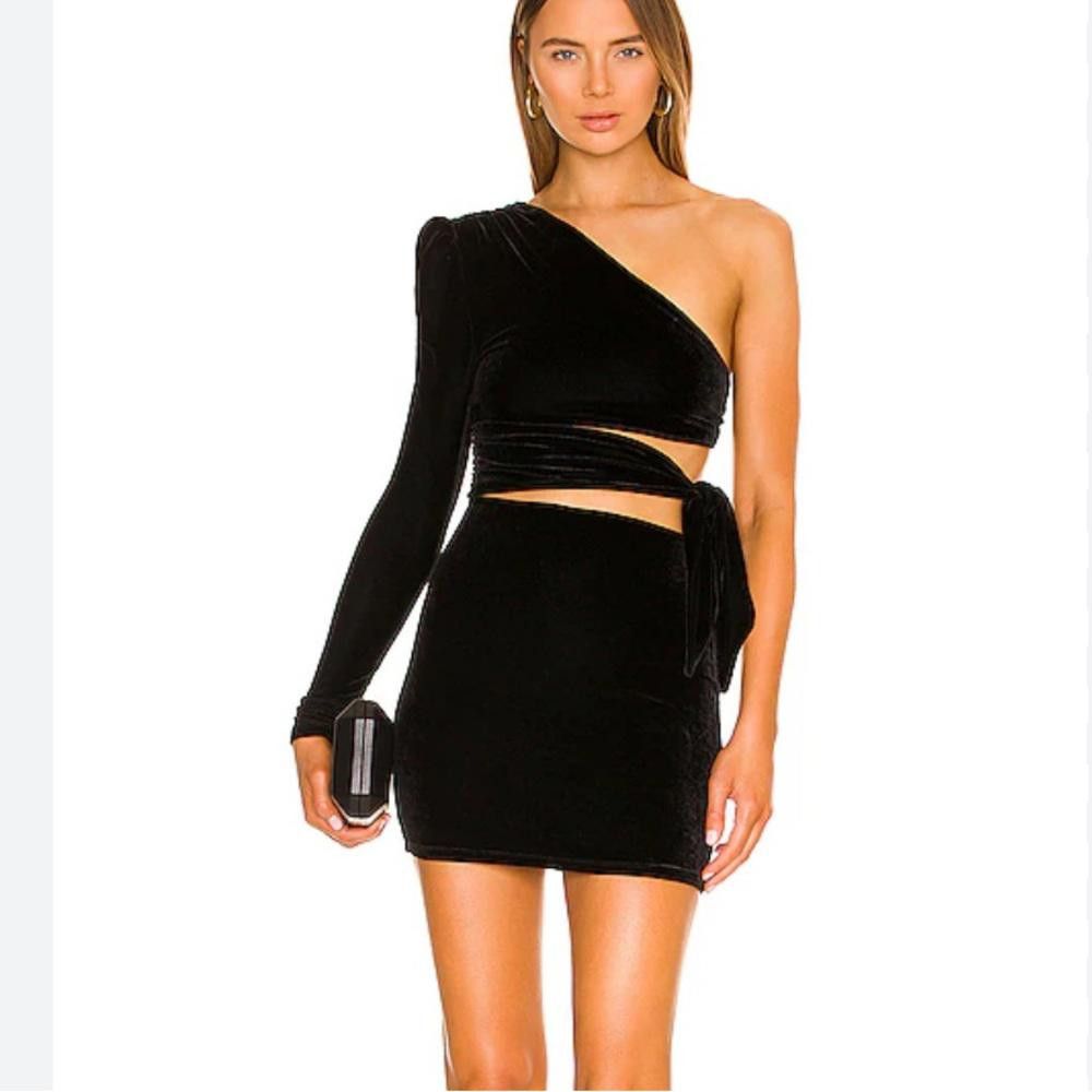 Designer Lovers + Friends l Tessa Velvet Mini Dress in Black XS Size XS / US 0-2 / IT 36-38 - 1 Thumbnail