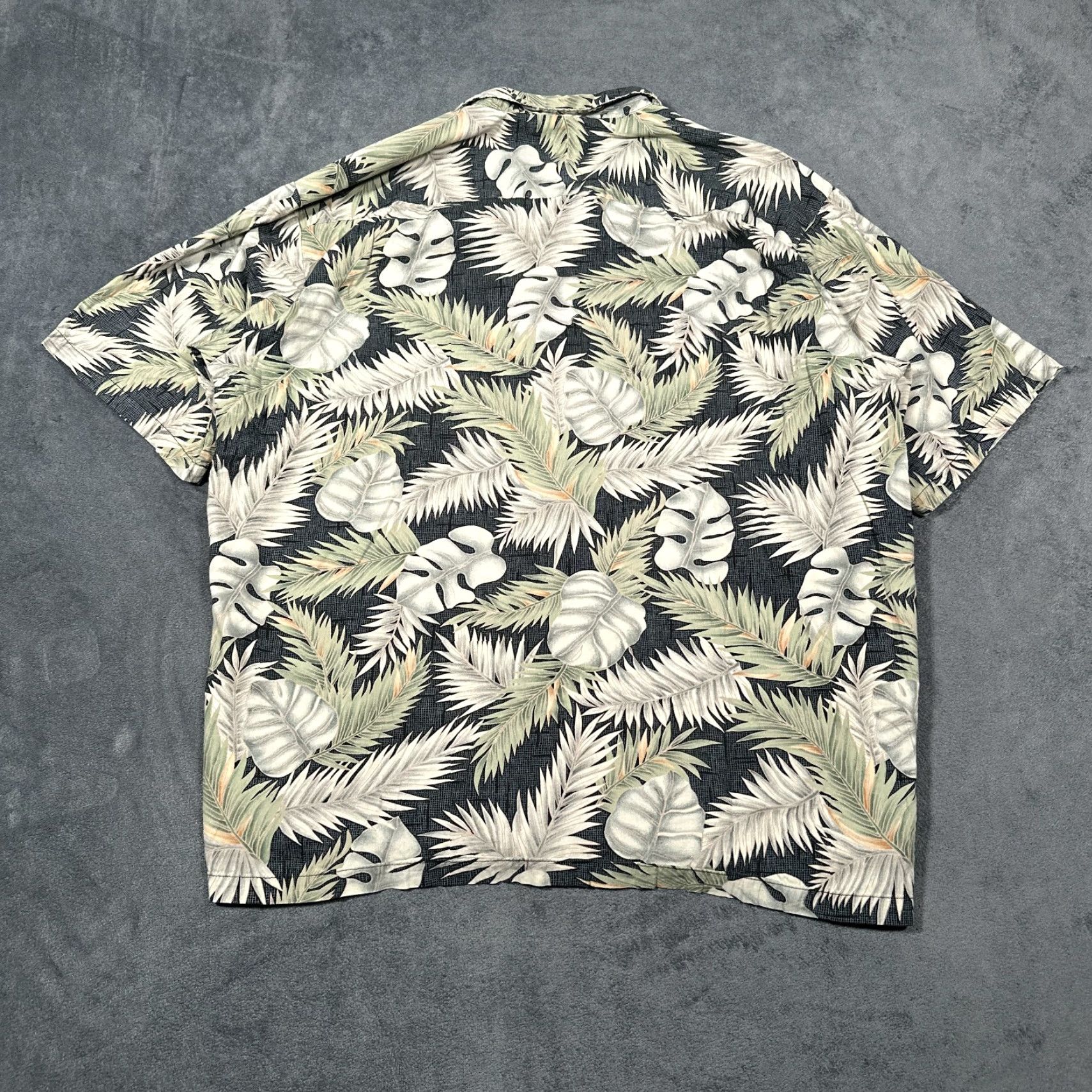 Tori Richard VINTAGE Tori Richard Shirt Mens XL Floral Hawaiian Leaf Geometric 90s Size US XL / EU 56 / 4 - 5 Thumbnail