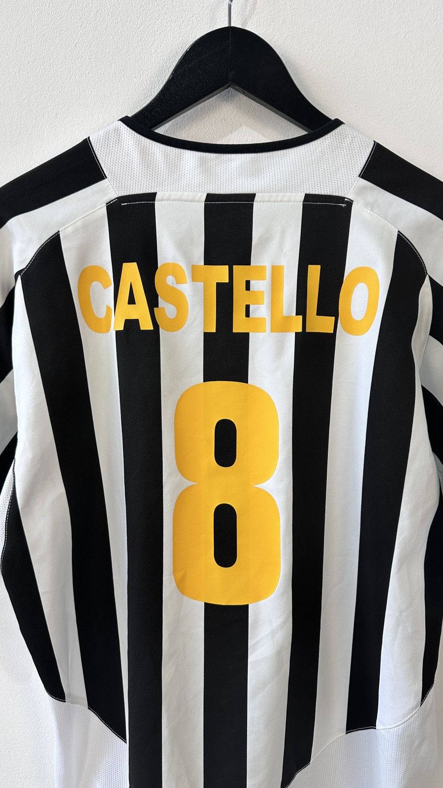 Nike Vtg 2003-2004 JUVENTUS Nike FASTWEB Football Shirt JERSEY Size US L / EU 52-54 / 3 - 13 Thumbnail