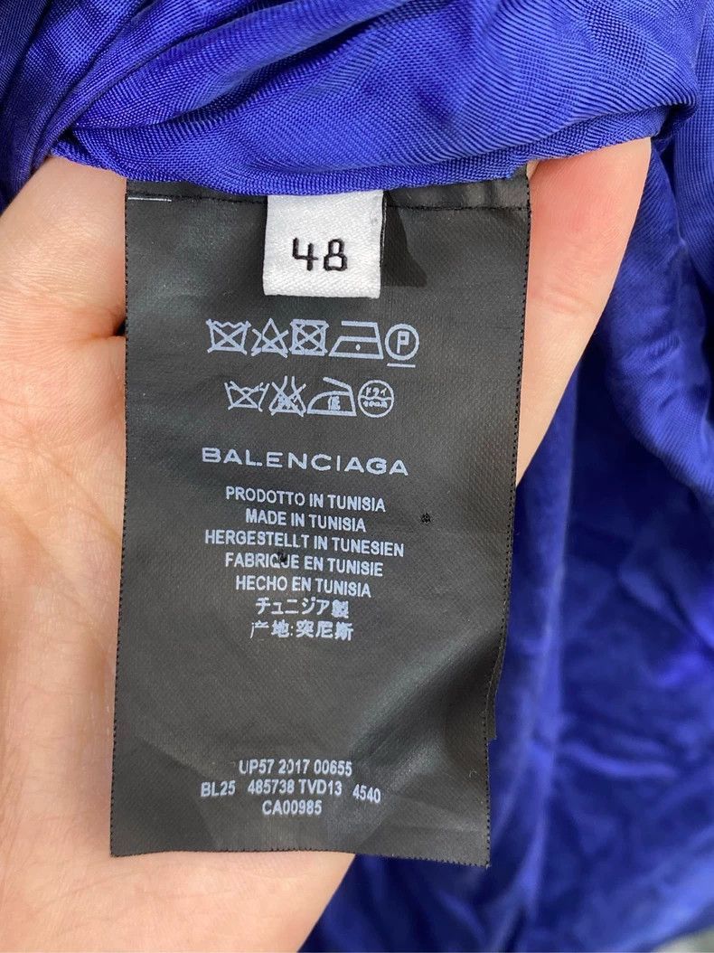 Balenciaga Balenciaga down jacket mailbox small logo silhouette hidden Size US L / EU 52-54 / 3 - 4 Thumbnail