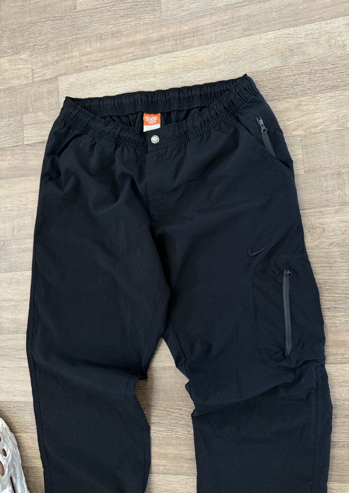 Nike NIKE Y2K TRACK NYLON VINTAGE CARGO DRILL RARE PANTS Size US 32 / EU 48 - 12 Thumbnail