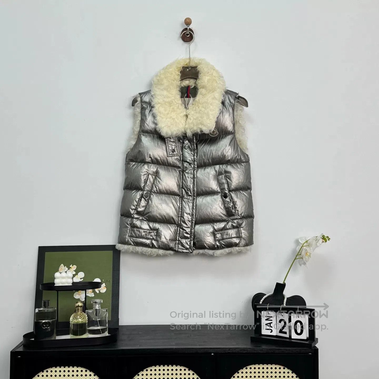 Moncler Moncler Silver Lambswool Down Vest. Size XS / US 0-2 / IT 36-38 - 1 Thumbnail