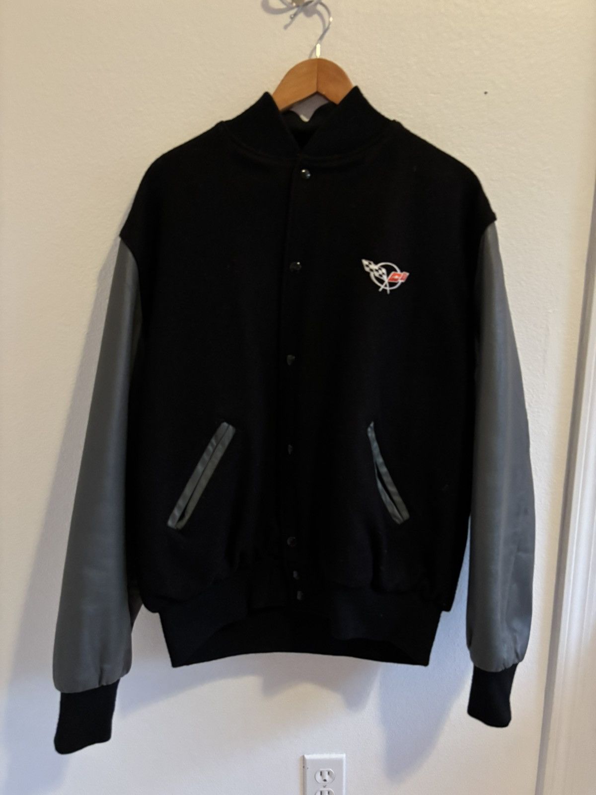 Other Mens Corvette Letterman/Bomber leather jacket XL Size US XL / EU 56 / 4 - 1 Thumbnail