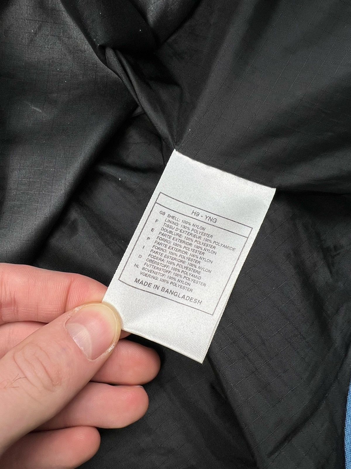 Nike × Nike ACG × Vintage Nike ACG Vintage Tech Windbreaker Jacket Size US L / EU 52-54 / 3 - 13 Thumbnail