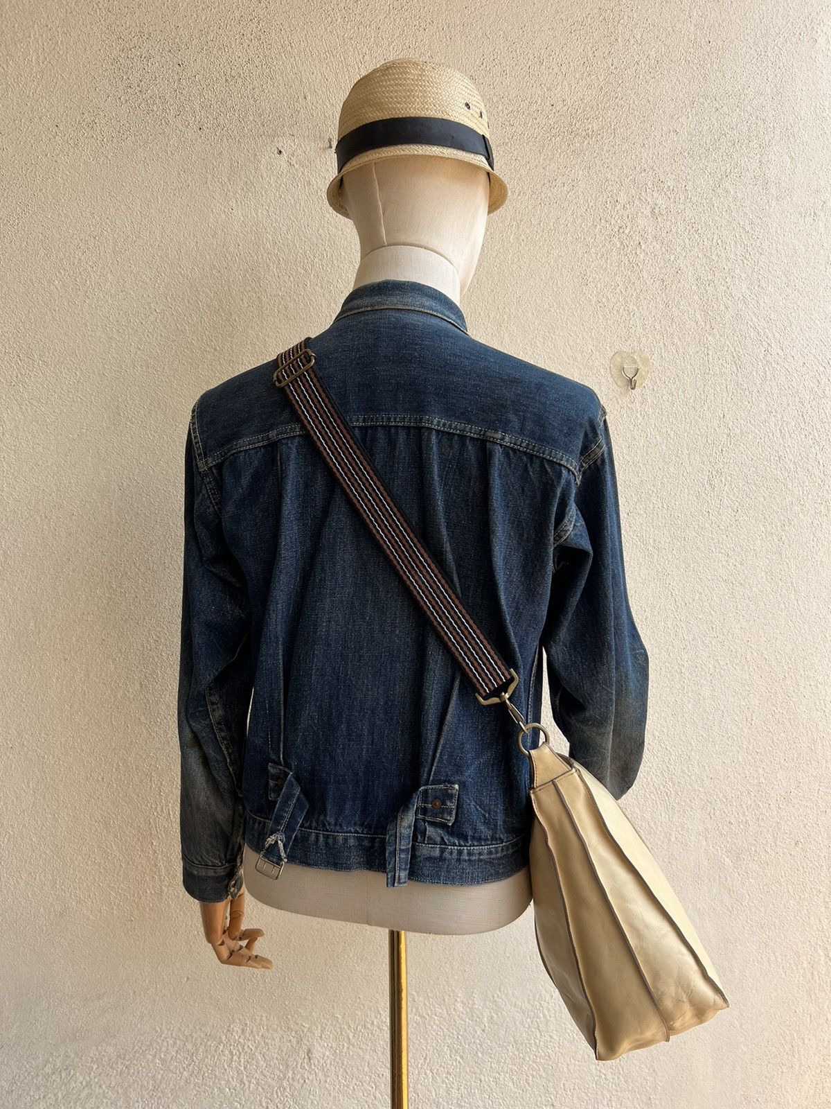 Leather Vintage B. Stuff Japan Patina Leather Sling Bag Size ONE SIZE - 4 Thumbnail