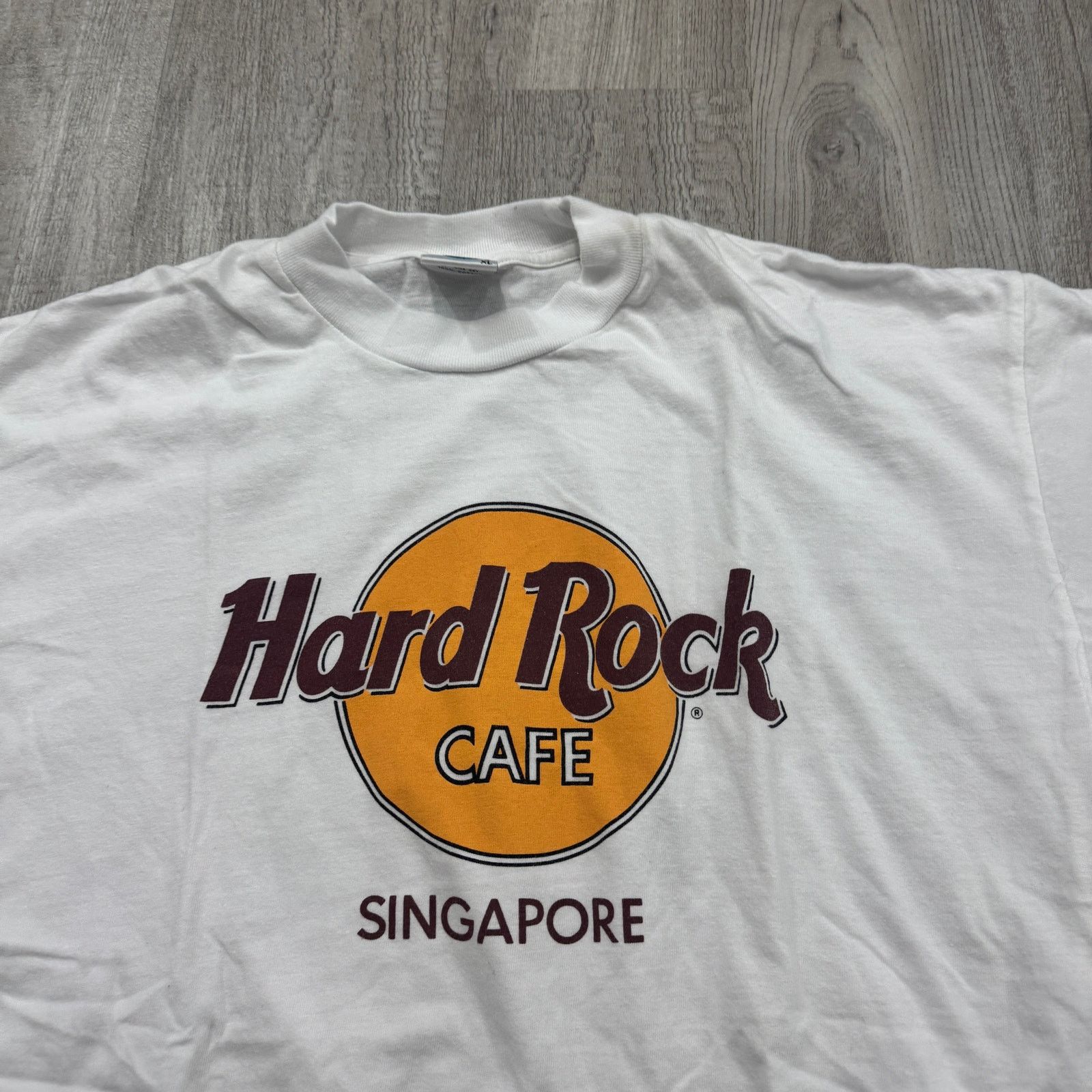 Hard Rock Cafe Vintage Hard Rock Cafe Singapore Shirt Men's XL White 90s Size US XL / EU 56 / 4 - 3 Thumbnail