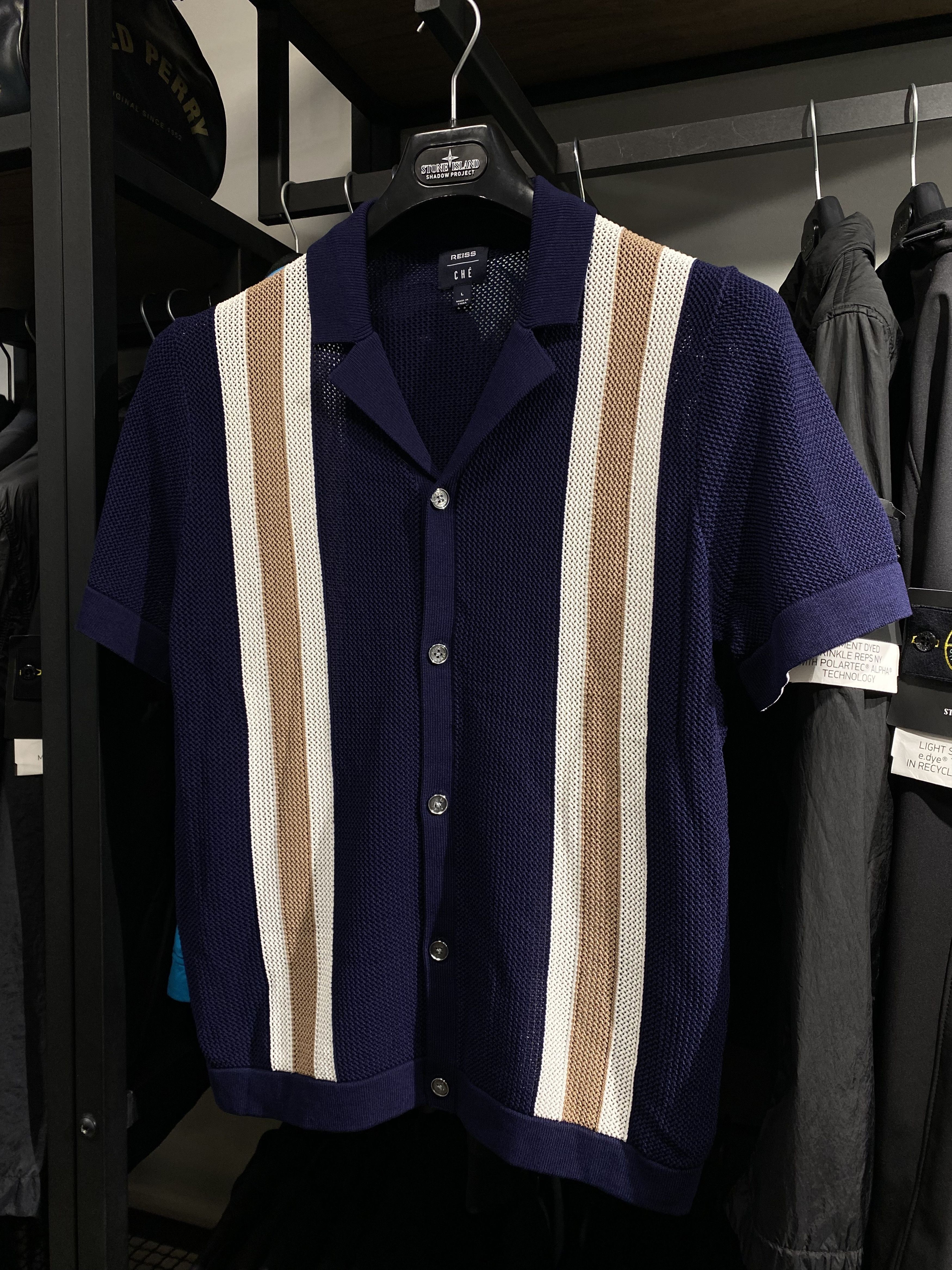 REISS CHÉ KNITTED CONTRAST STRIPE CUBAN COLLAR SHIRT