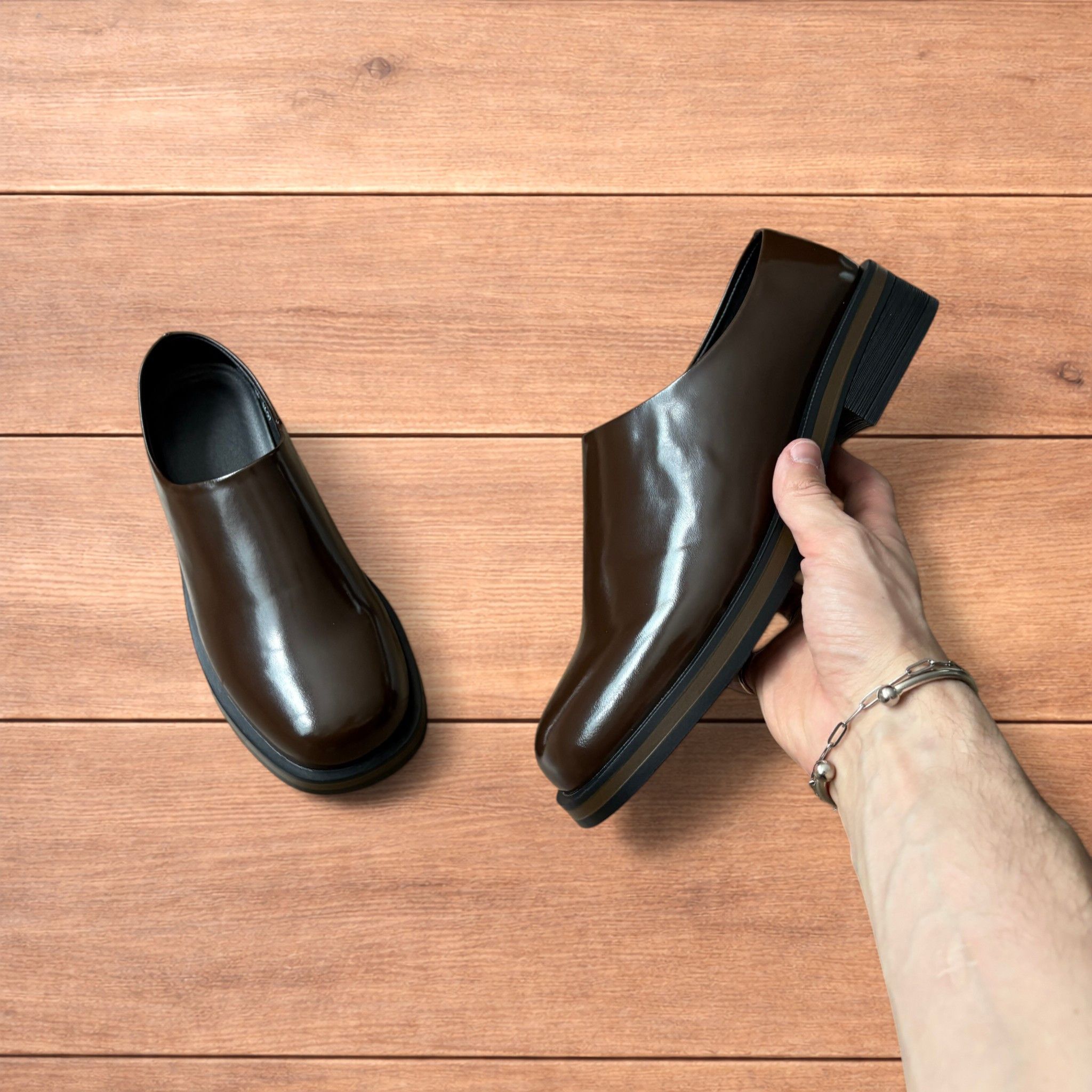 Japanese Brand Lovely faux leather slip on loafers shoes in brown. Size US 11 / EU 44 - 7 Thumbnail