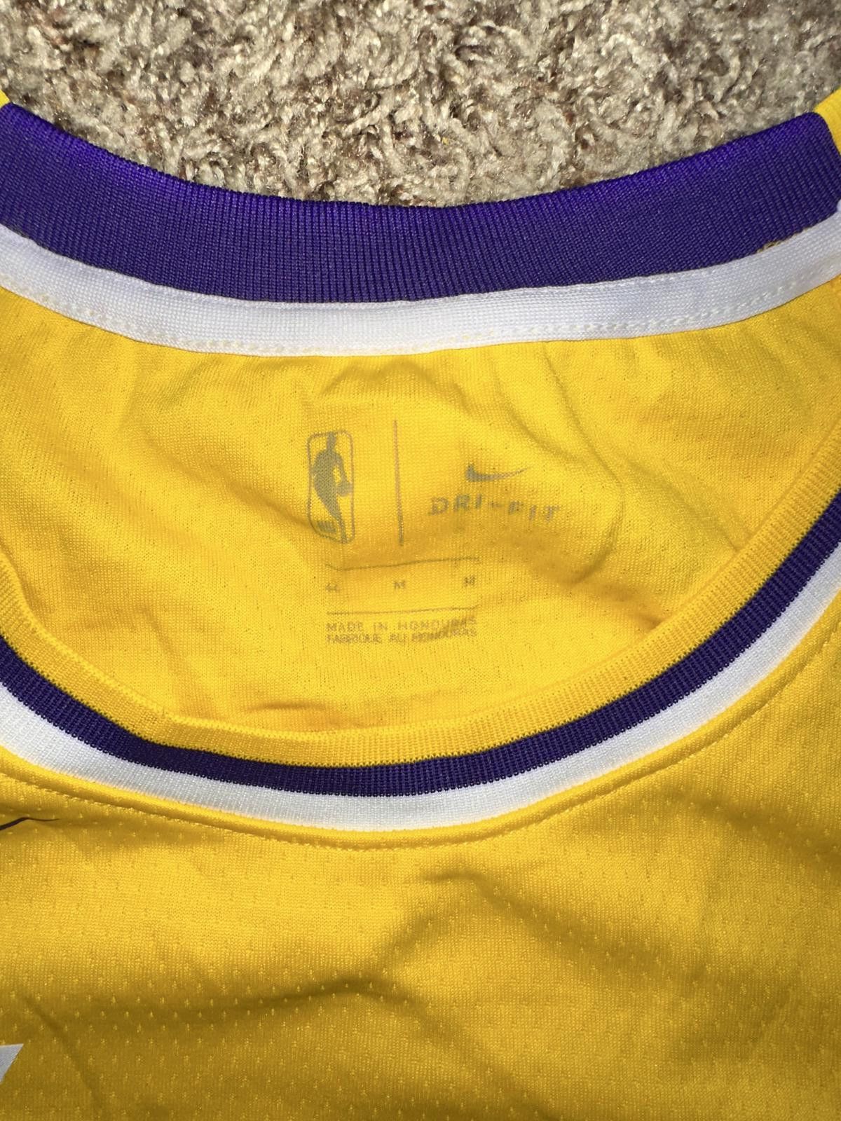 Nike Nike Men’s NBA Los Angeles Lakers Icon Edition Kobe Bryant Swingman Jersey Size US M / EU 48-50 / 2 - 7 Thumbnail