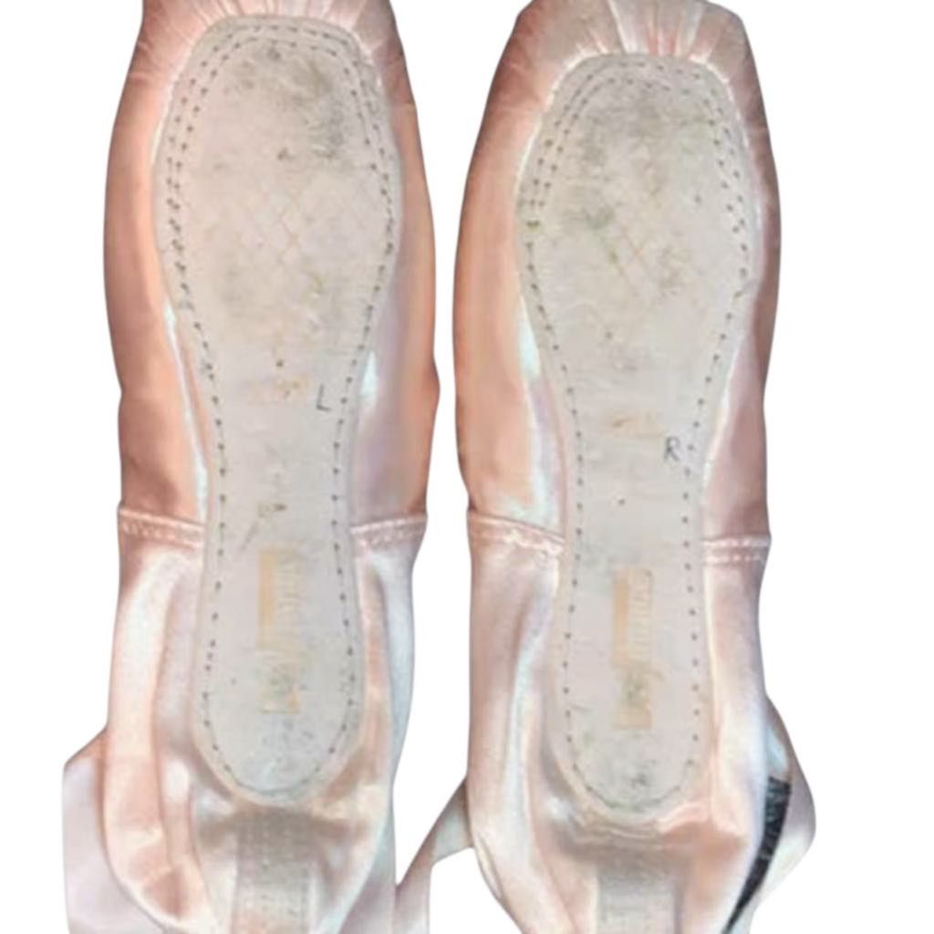 Other DayDance Ballet Pointe Dance Shoes Ribbon Ballerina Size 40 Size US 11 / IT 41 - 7 Thumbnail