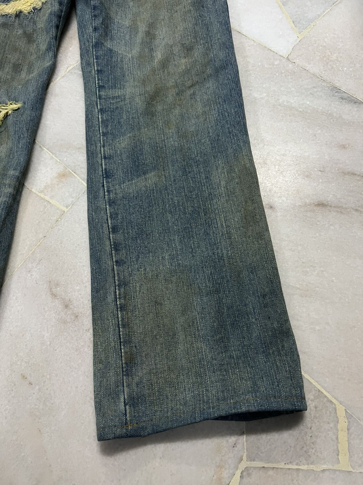 Japanese Brand × Jean × Vintage Japanese brand exhibitionist Distress Dirty Jean Size US 32 / EU 48 - 5 Thumbnail