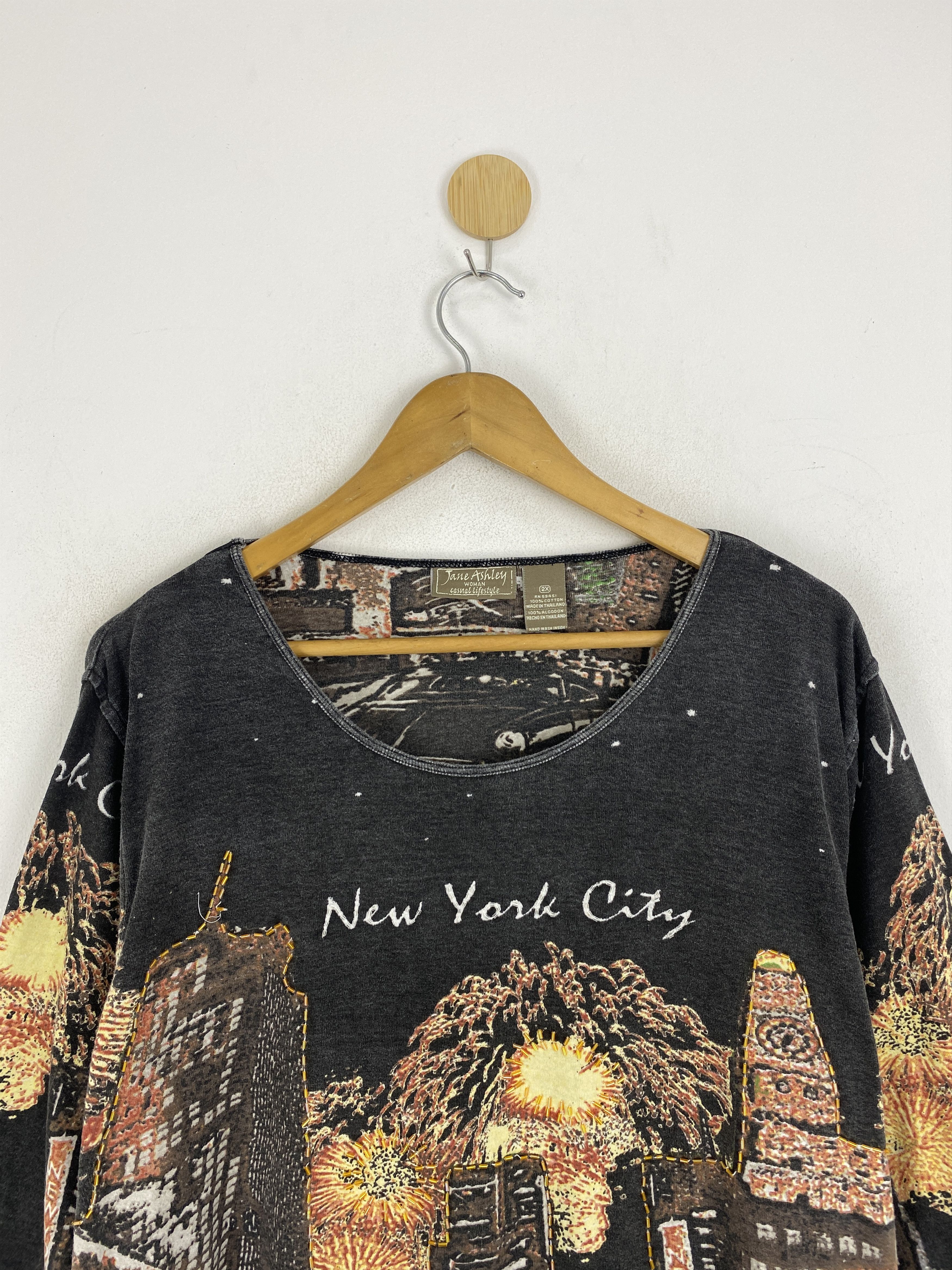 Vintage Vintage June Ashley New York City Sky Line Art Tee TA0696 Size US XXL / EU 58 / 5 - 2 Thumbnail