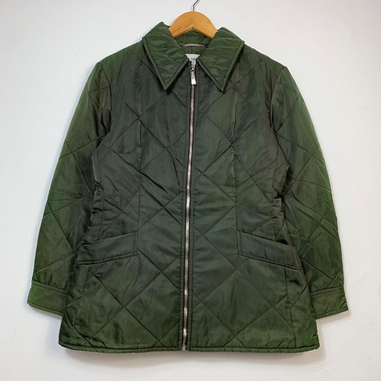 Dolce & Gabbana Vintage Olive Green Diamond Quilted Military Liner Jacket Size US M / EU 48-50 / 2 - 1 Thumbnail