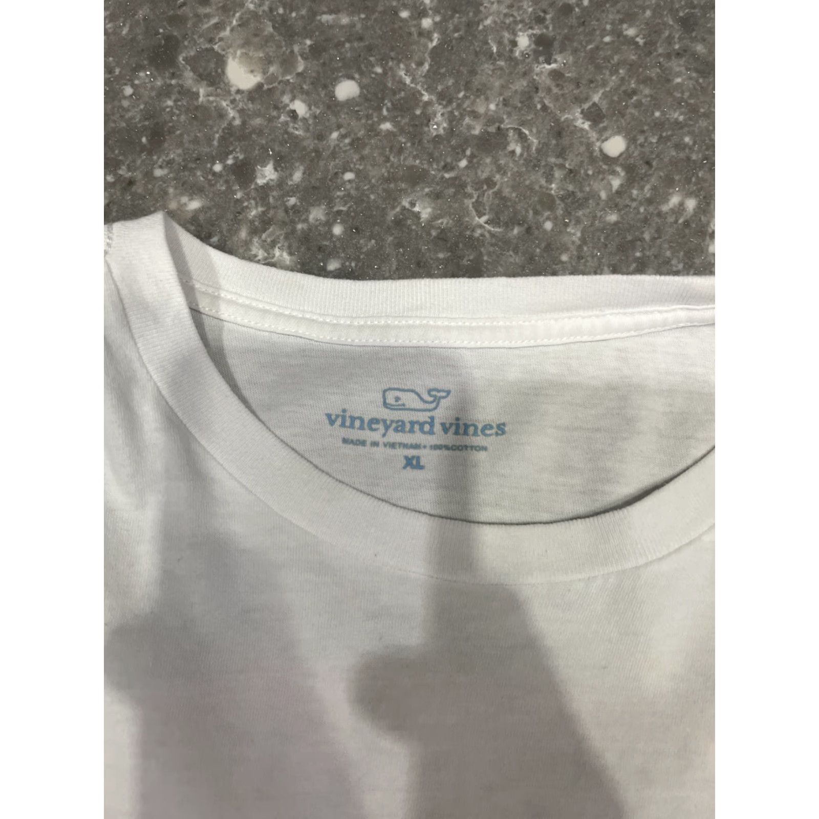 Vineyard Vines VINEYARD VINES Kiawah Long Sleeve Logo Tee White Men’s XL Shirt Mens XL White Logo 90s? Wait no. Size US XL / EU 56 / 4 - 3 Thumbnail