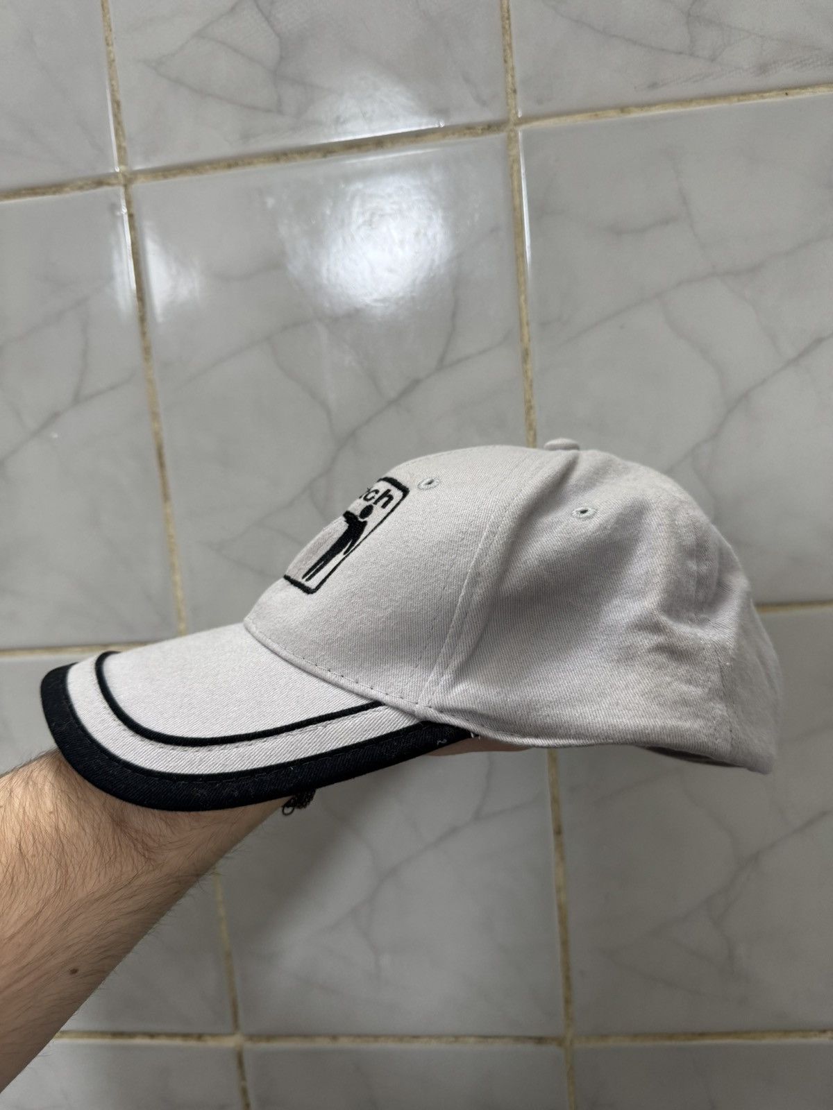 Hook-Ups 00s Vintage Bitch Skatebord Hat Cap Size ONE SIZE - 3 Thumbnail