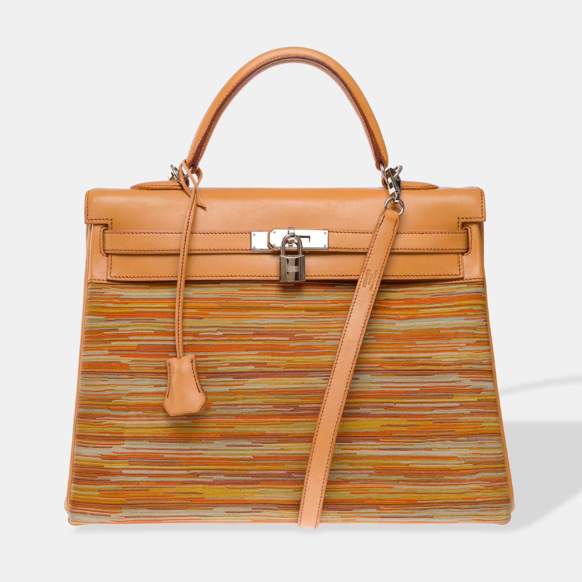 Hermes HERMES Kelly 35 in Beige Leather Size ONE SIZE - 1 Thumbnail