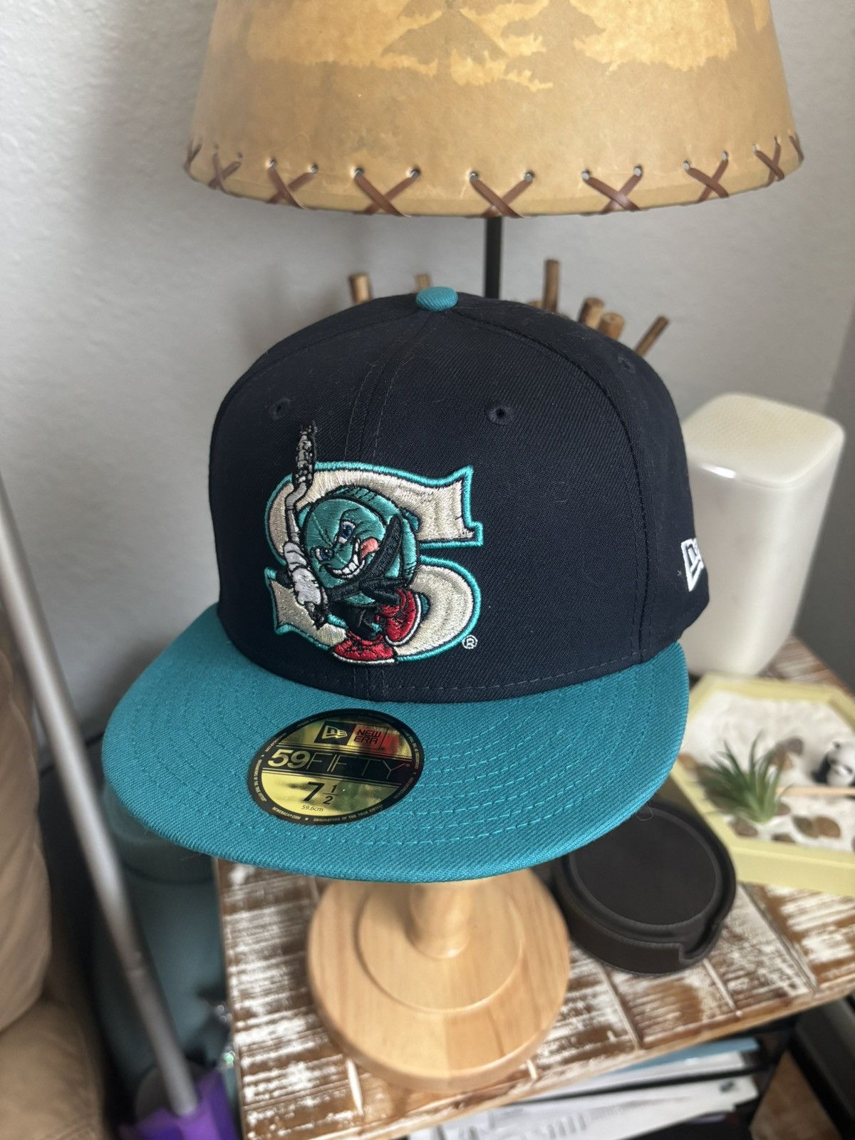 Supreme Salem Navy Blue New Era Hat Size 7 1/2