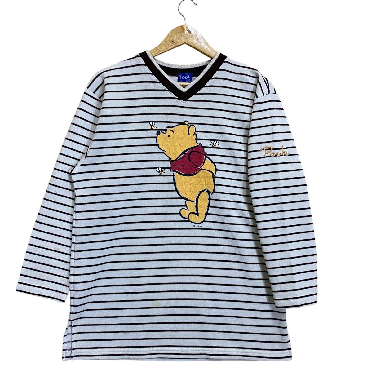 Disney Winnie The Pooh Vneck Sweatshirt Size US M / EU 48-50 / 2 - 1 Thumbnail