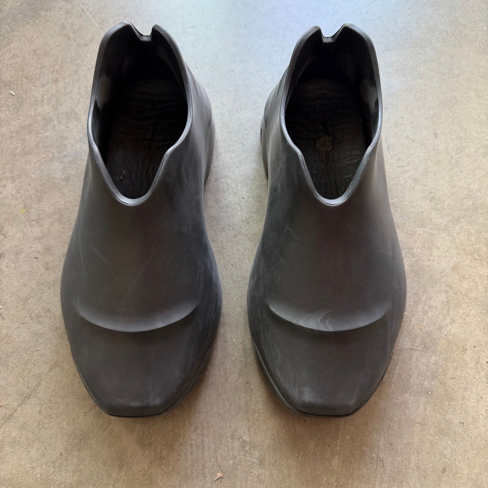 Givenchy Givenchy Monumental Mallow Low Top Black Rubber Size US 12 / EU 45 - 6 Thumbnail