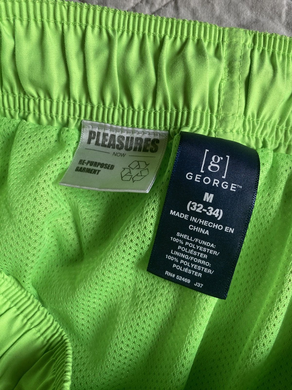 Pleasures Pleasures Logo Shorts Size US 32 / EU 48 - 3 Thumbnail