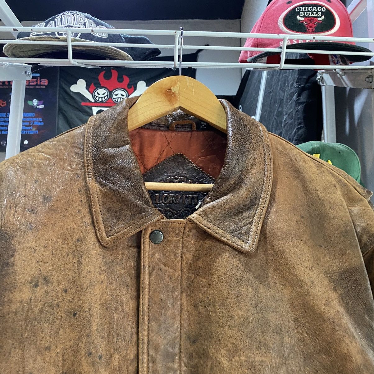 Vintage Vintage Loriti Leather Jacket Size US XL / EU 56 / 4 - 6 Thumbnail