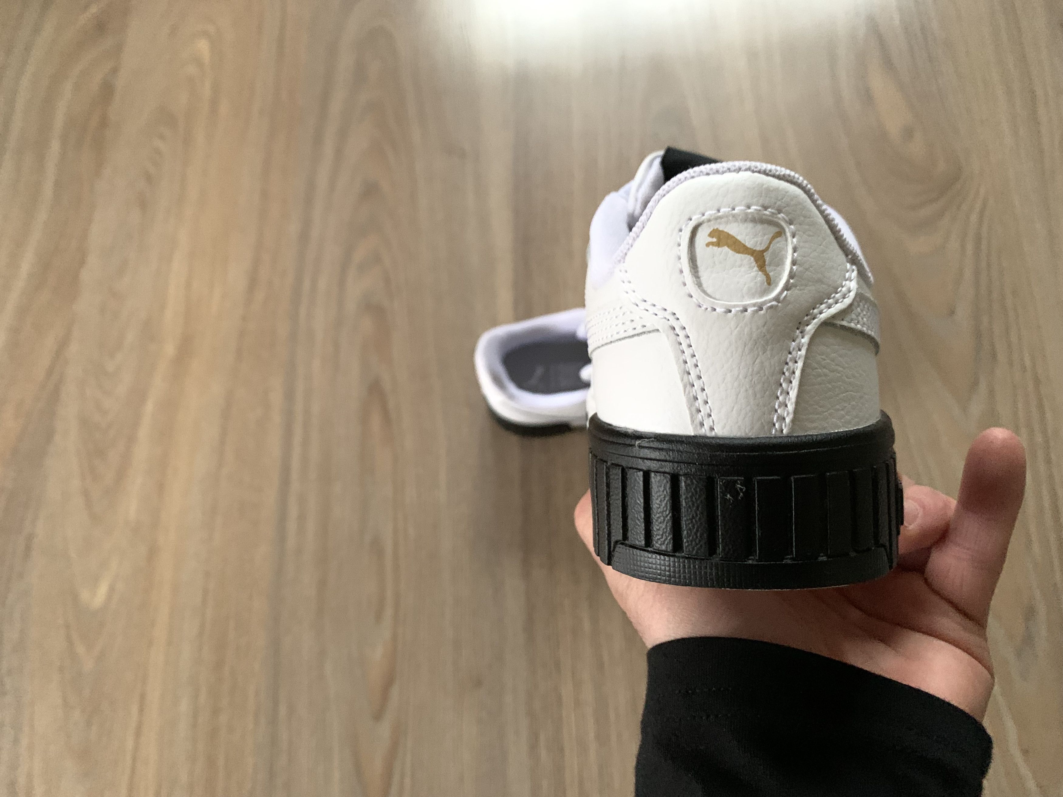 Puma Puma Carina 2.0 Womens Sneakers Size US 5 / IT 35 - 6 Thumbnail