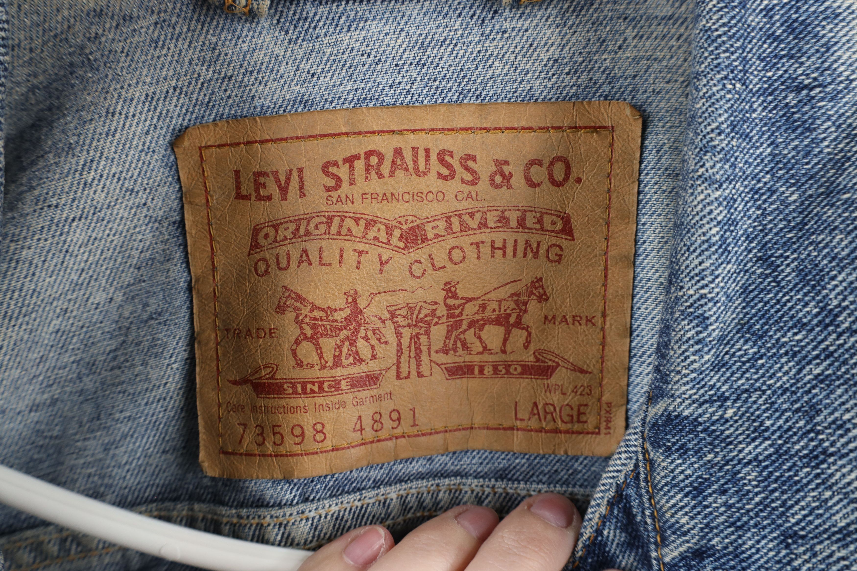 Levi's Vintage 90s Levis Spell Out Denim Trucker Jacket Blue USA Size US L / EU 52-54 / 3 - 9 Thumbnail