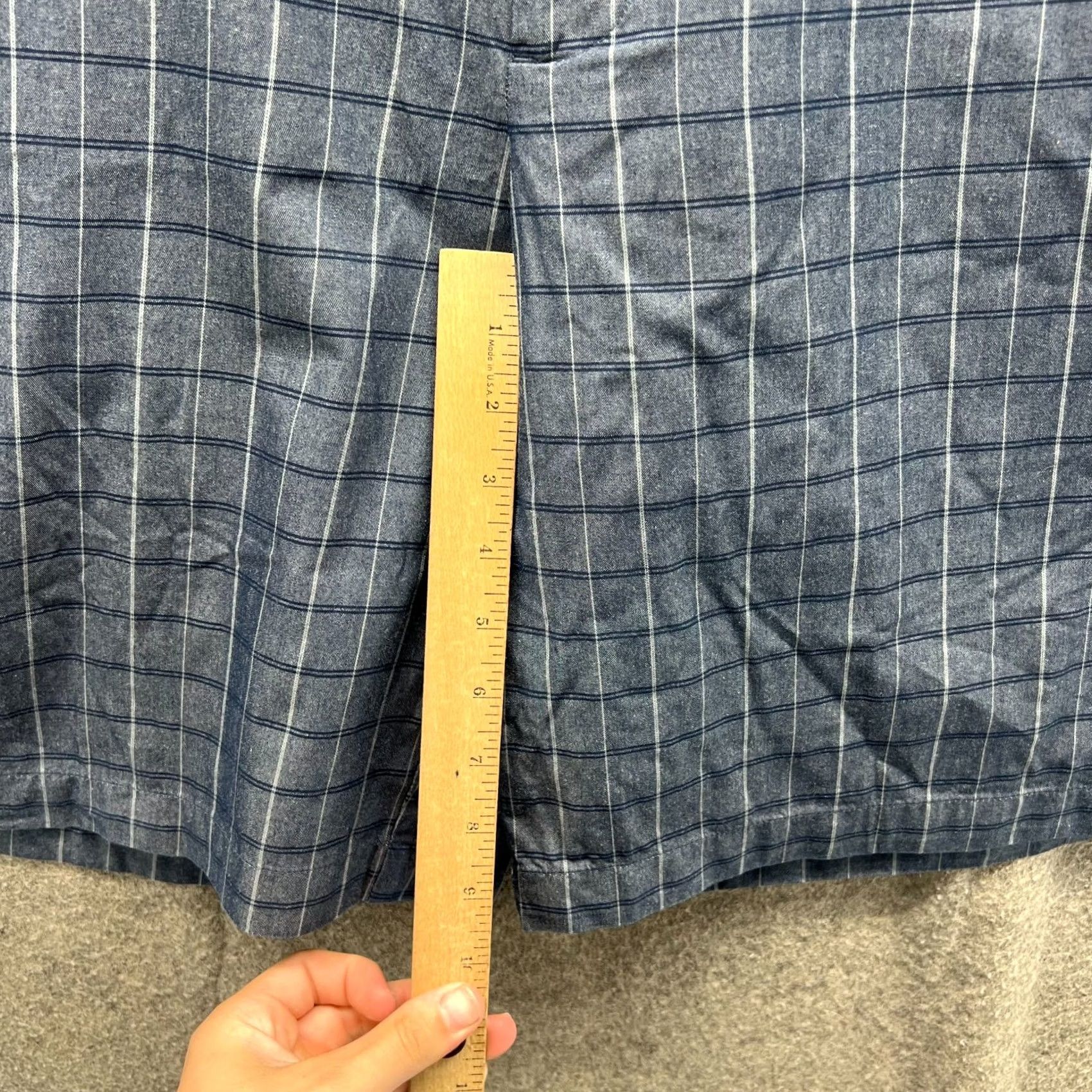 Vintage Greg Norman Shorts Mens 36 Blue Navy Cargo Flat Windowpane Golf Five Iron Casual Size US 36 / EU 52 - 5 Thumbnail