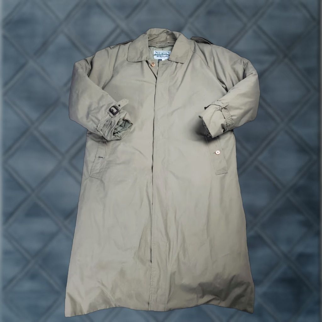 Vintage VINTAGE The Company Store Down Trench Coat Mens Medium Brown Button Up 90s Windproof Long Nylon Coat Size US M / EU 48-50 / 2 - 1 Thumbnail