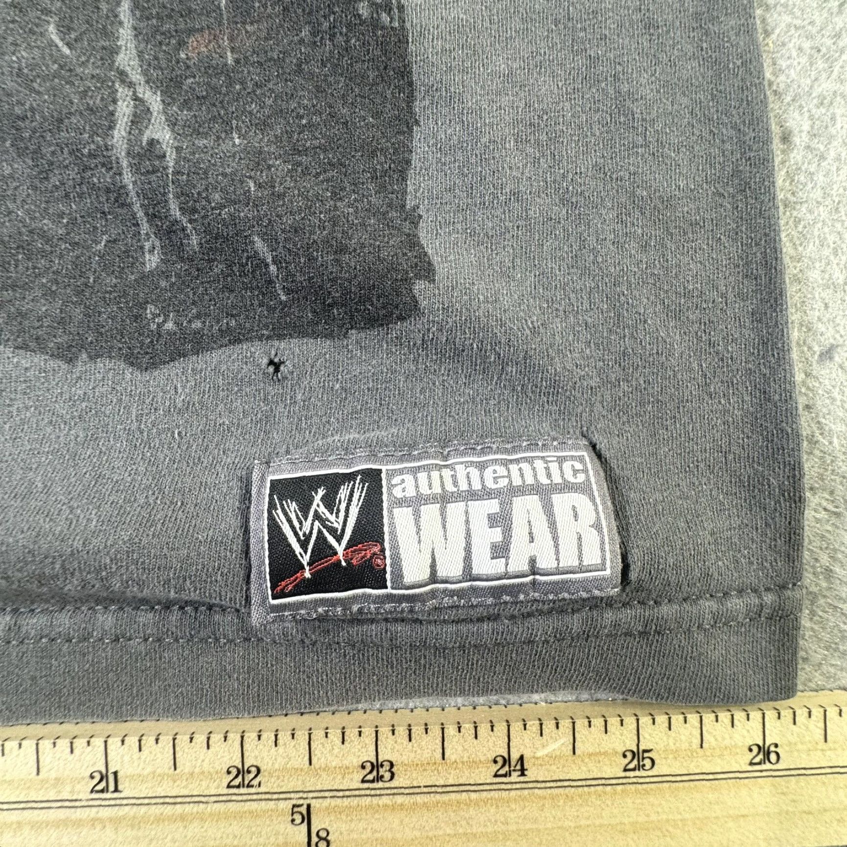Vintage VINTAGE WWE Sheamus Brogue Kick T-Shirt Men Small Gray Wrestling Tee Sports Pop Culture Authentic Size US S / EU 44-46 / 1 - 3 Thumbnail