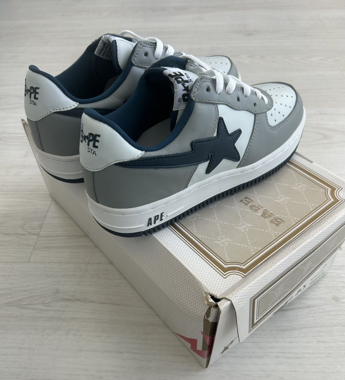 Bape VERY RARE OG 2003 A BATHING APE BLUE/NAVY BAPESTA Size US 9.5 / EU 42-43 - 6 Thumbnail