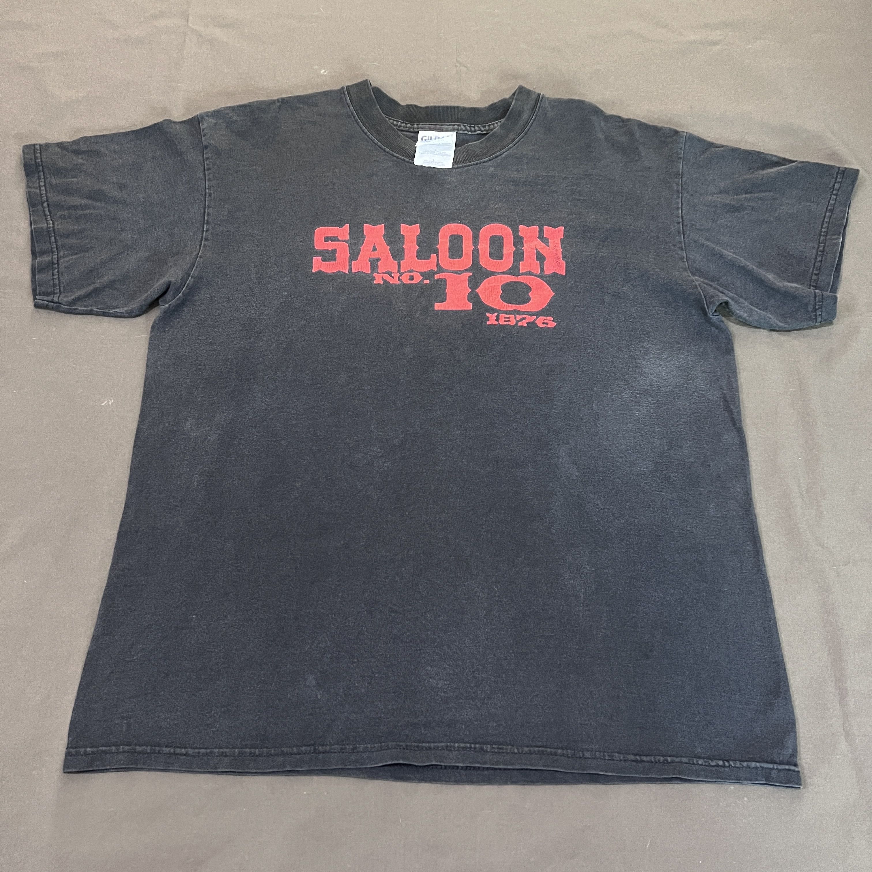 Vintage Vintage Y2K Saloon No 10 Deadwood Dakota Promo Tee Faded Gun Size US L / EU 52-54 / 3 - 7 Thumbnail