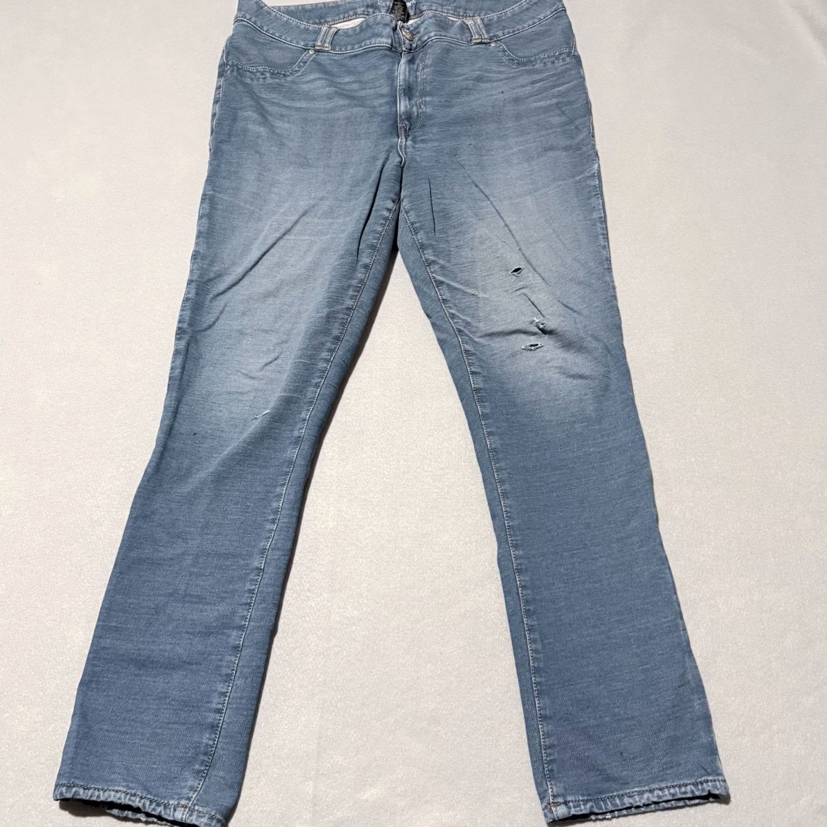 Vintage Lane Bryant Jeans Women's Medium Wash Denim Distressed Classic Straight - 18 Size 40" / US 18 - 2 Thumbnail
