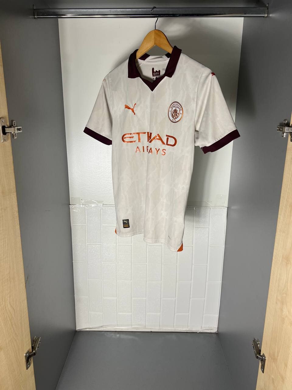 Puma VERY RARE PUMA FC MANCHESTER CITY ENGLAND SOCCER JERSEY Y2K Size US S / EU 44-46 / 1 - 3 Thumbnail