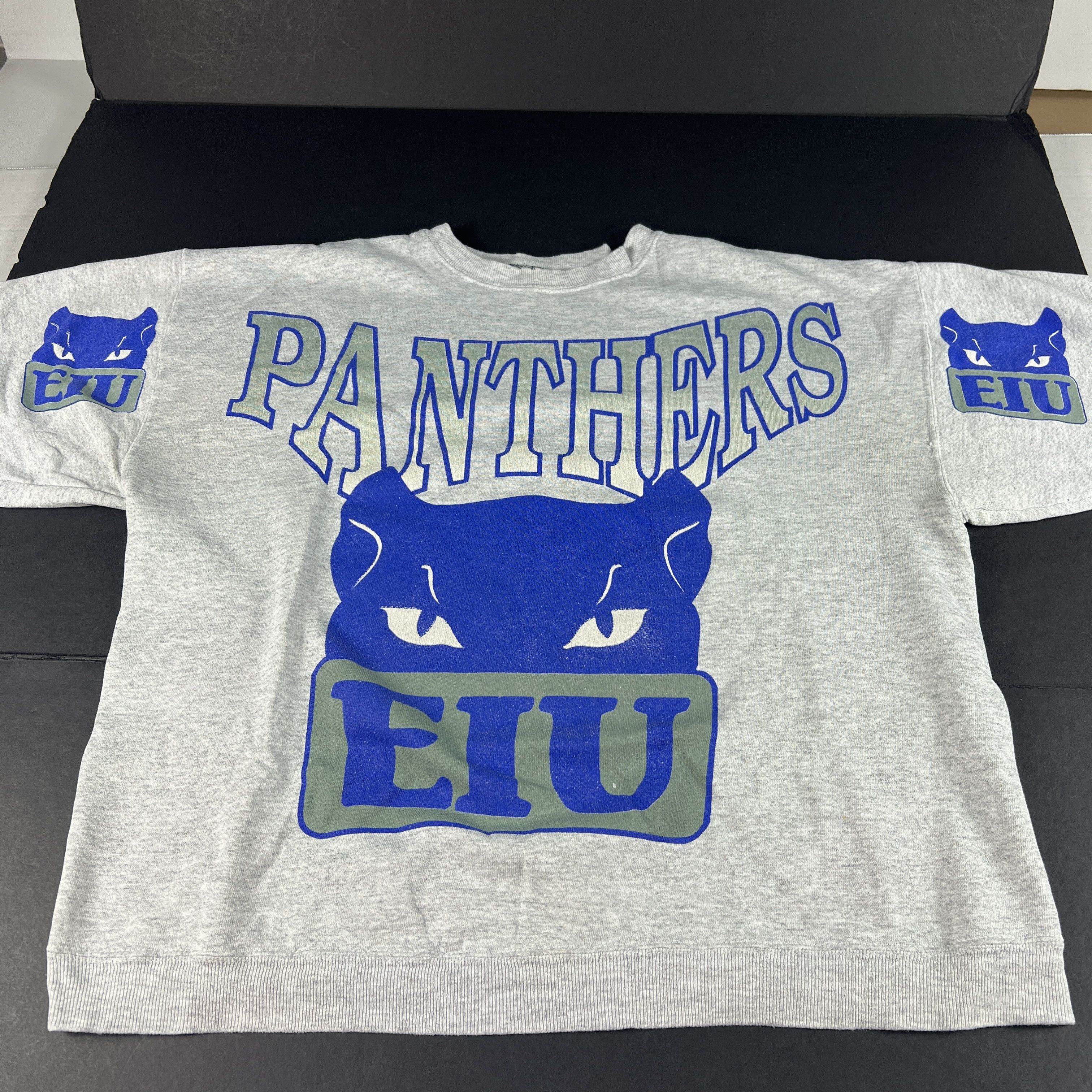 NCAA × Vintage VTG EIU Eastern Illinois Panthers Big Chest Logo Crewneck Size US L / EU 52-54 / 3 - 1 Thumbnail