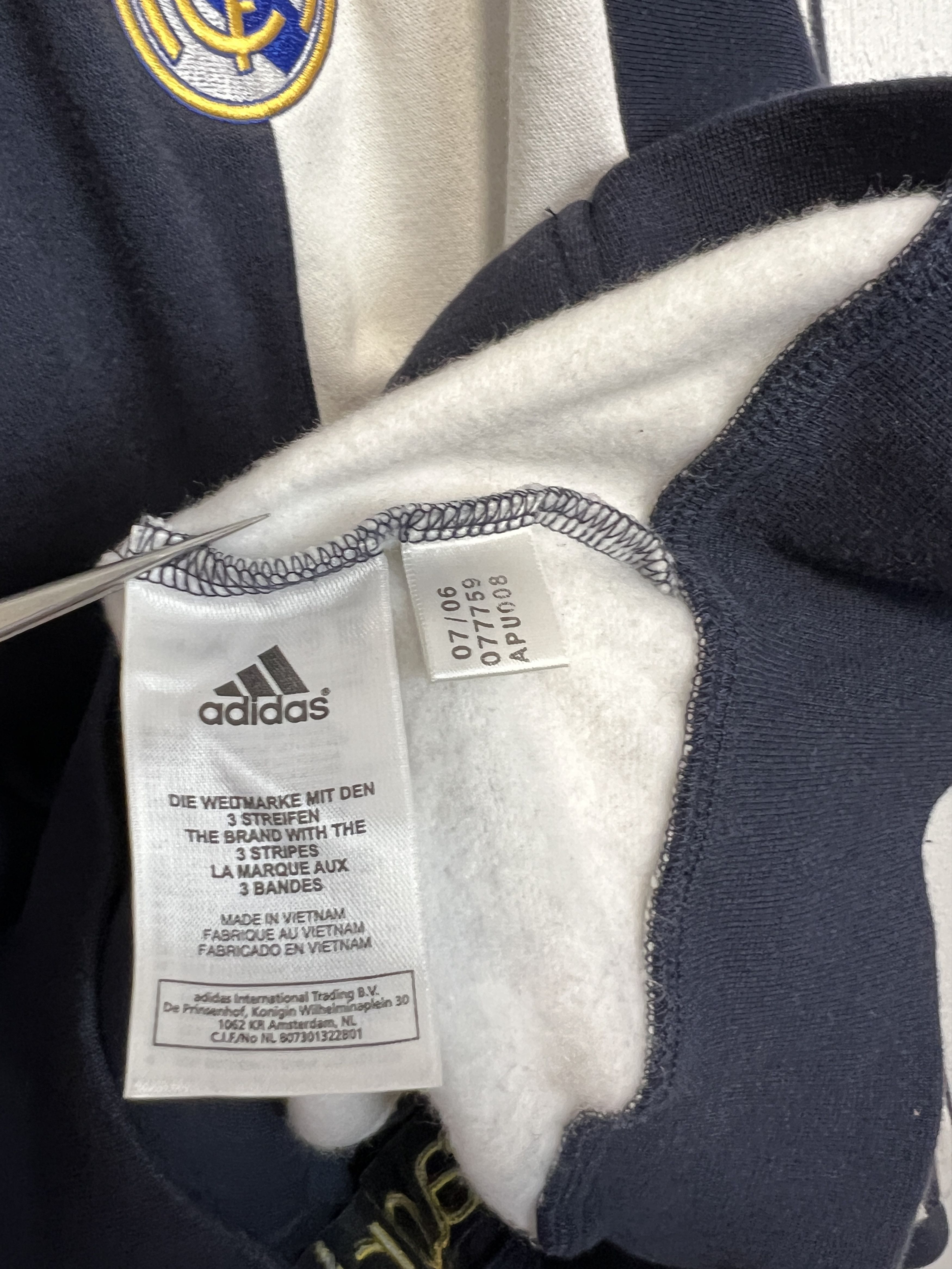 Adidas Vintage Real Madrid Football Jacket Soccer Track Top Rare Size US L / EU 52-54 / 3 - 9 Thumbnail