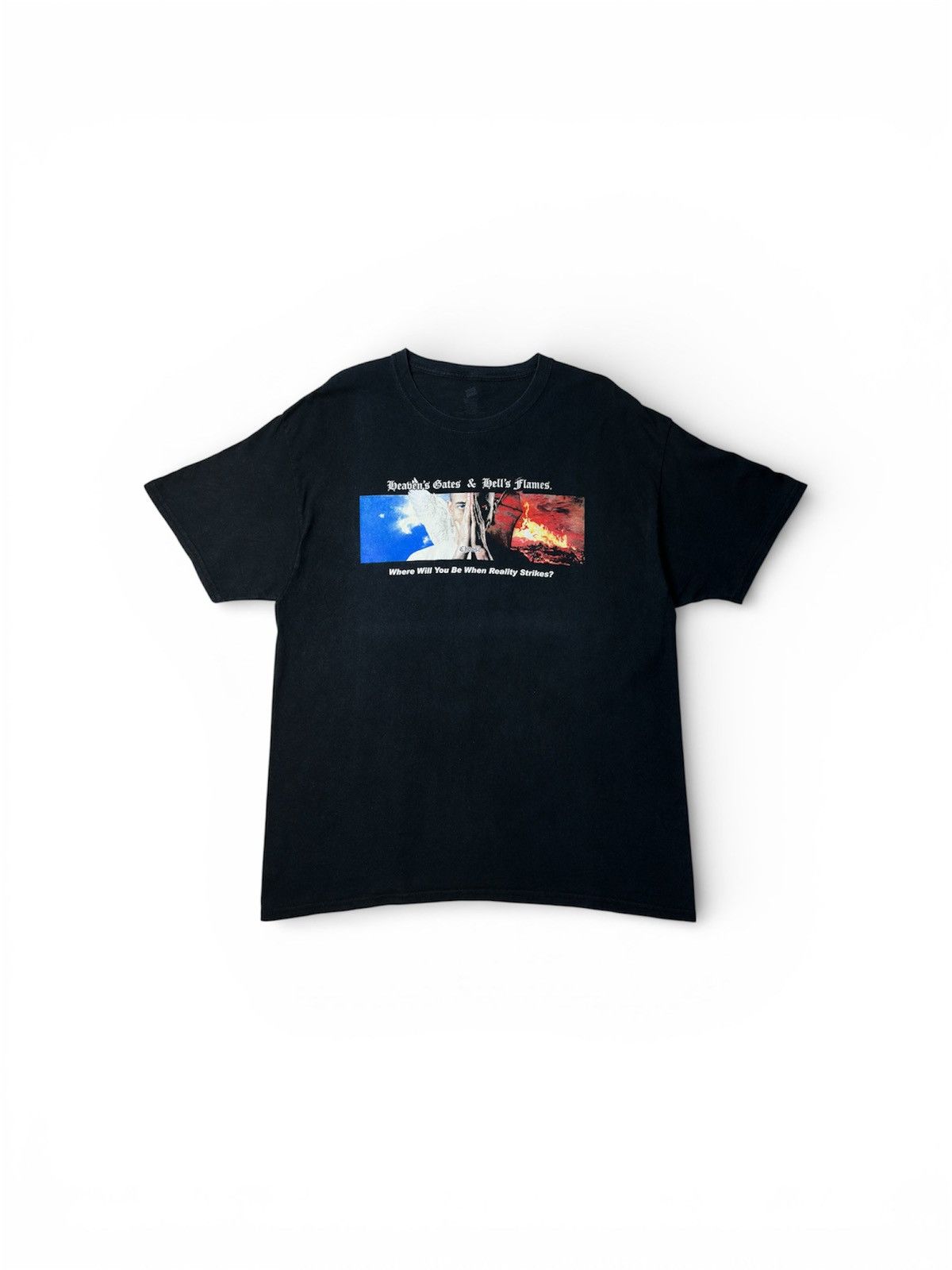 Vintage Heavens Gates & Hells Flames Graphics Tee Size US L / EU 52-54 / 3 - 1 Thumbnail