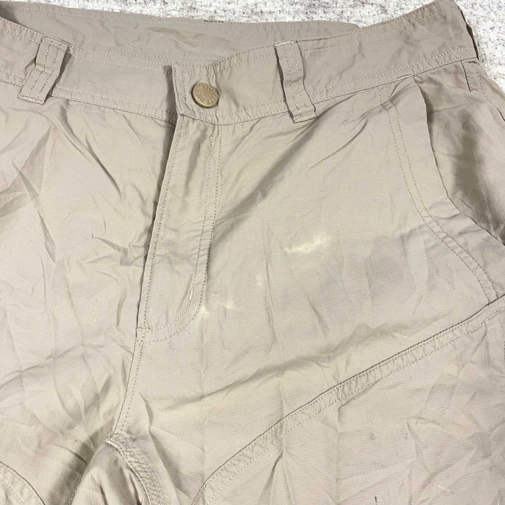 The North Face The North Face Pants Men XL 32x31 Tan Khaki Convertible Nylon Outdoor Chino Straight Regular Casual Travel Pocket Zipper Logo Belt Loops Size US 32 / EU 48 - 7 Thumbnail